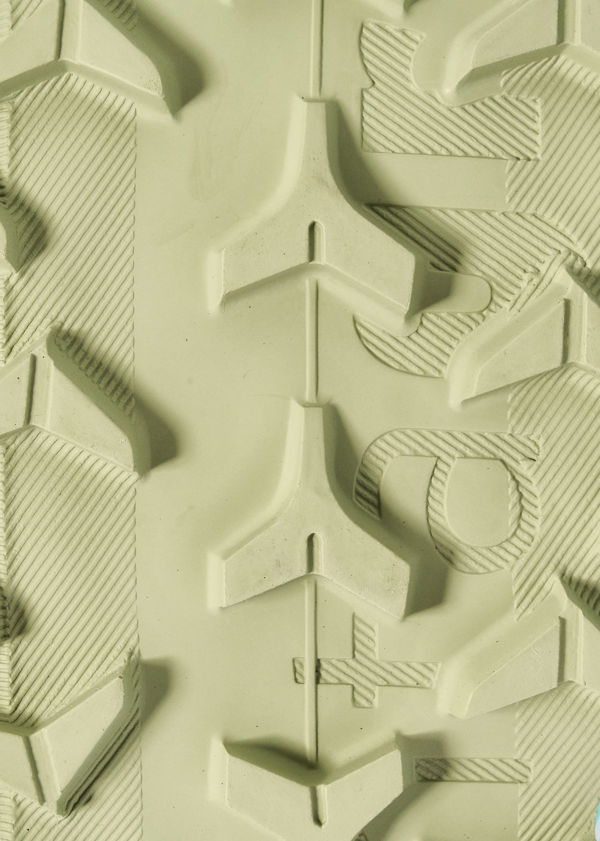 Mud Contagrip outsole