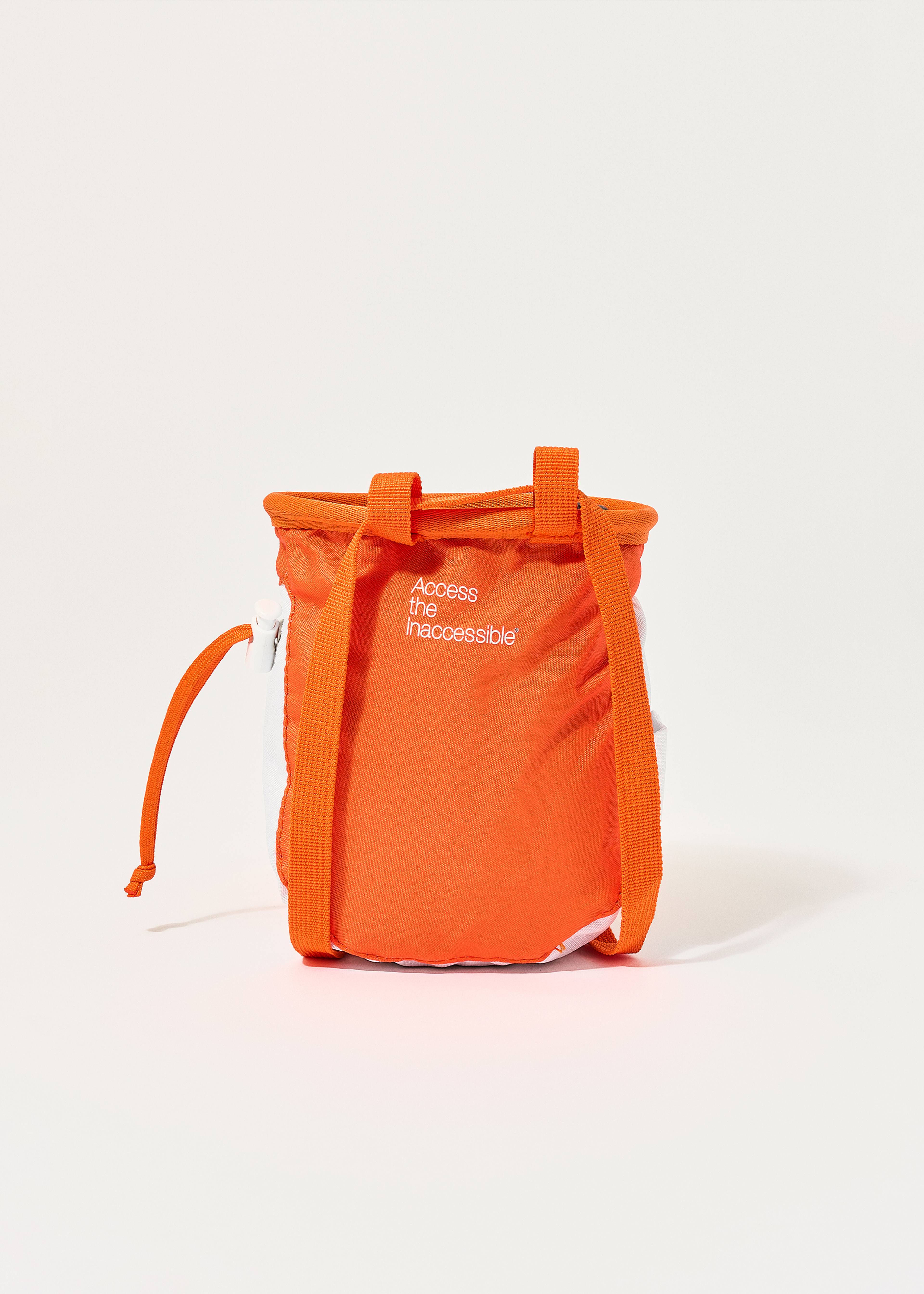 wake sapporo MOPS WAKE Chalk Bag ポーチ filters:format(jpeg):quality(80)
