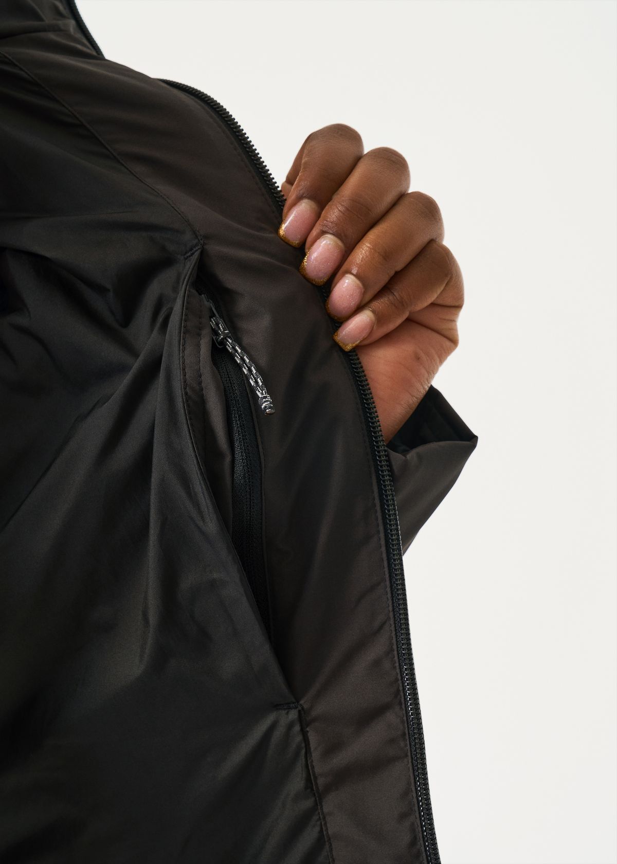 Internal zipped pocket