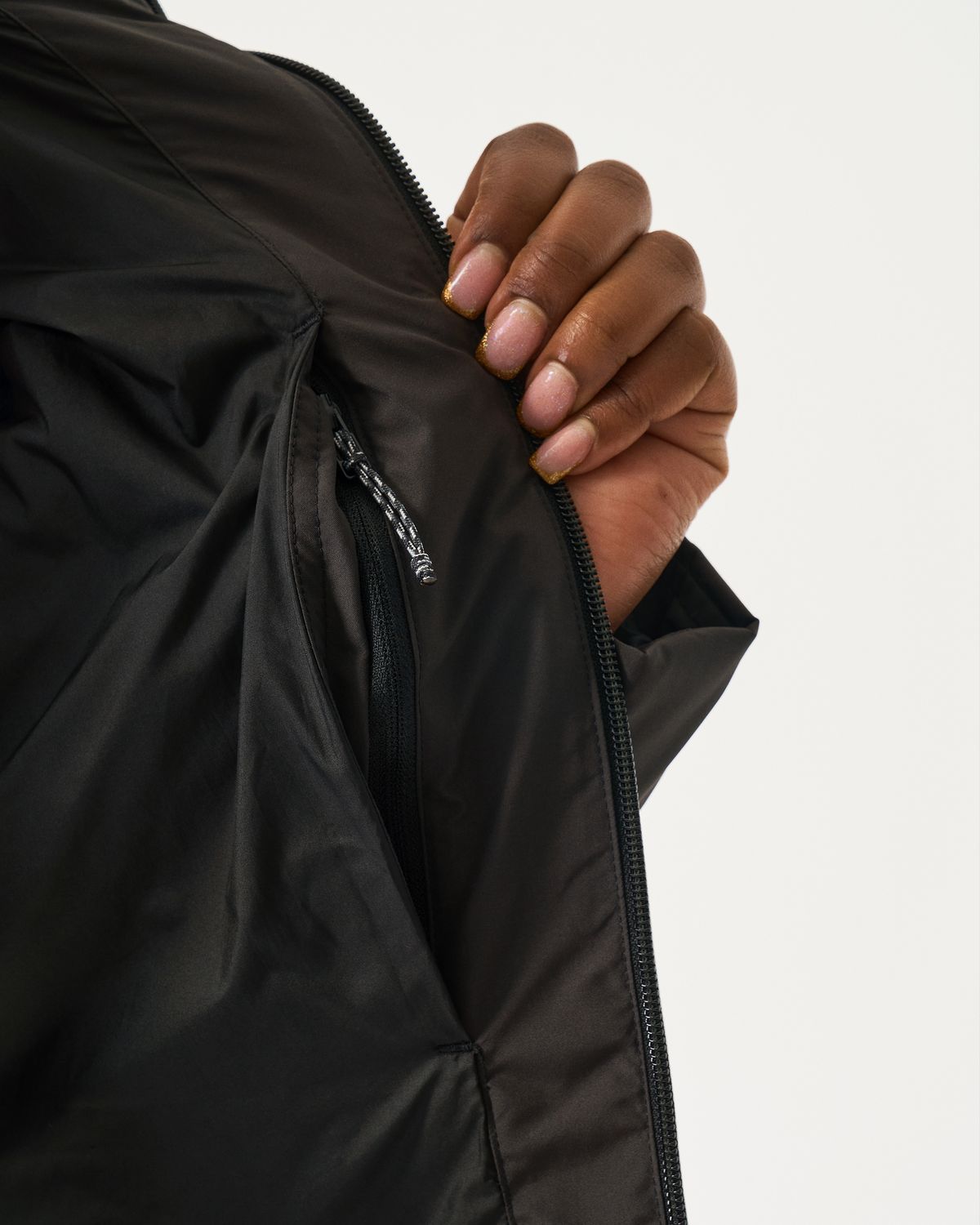 Internal zipped pocket