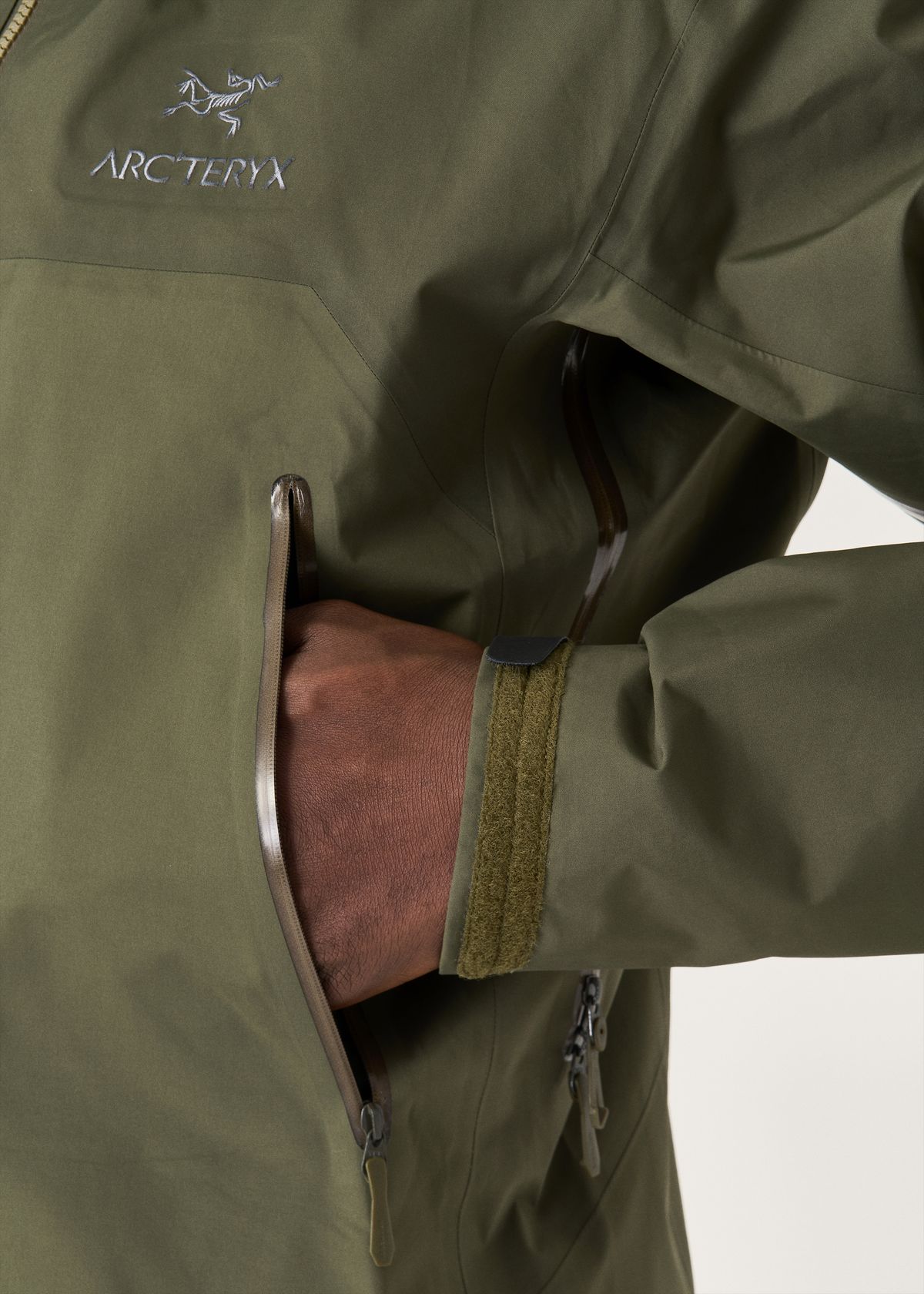 Zipped hand pockets with WaterTight zips