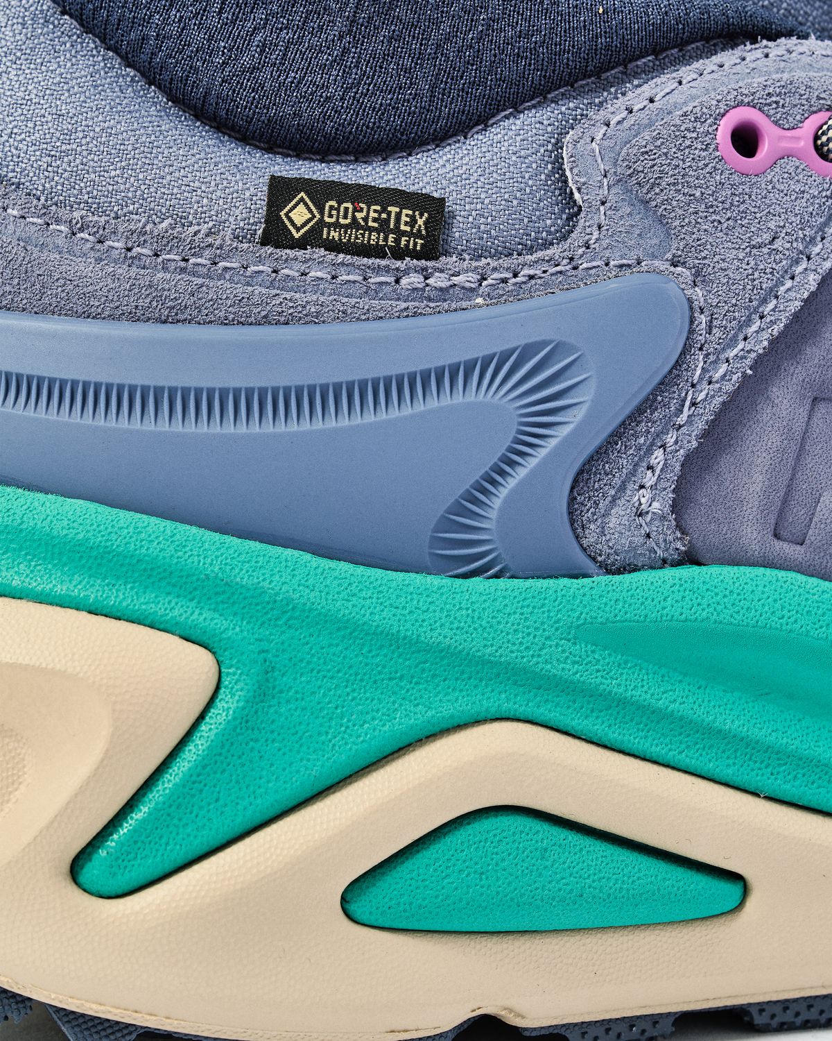 GORE-TEX Invisible Fit waterproof protection