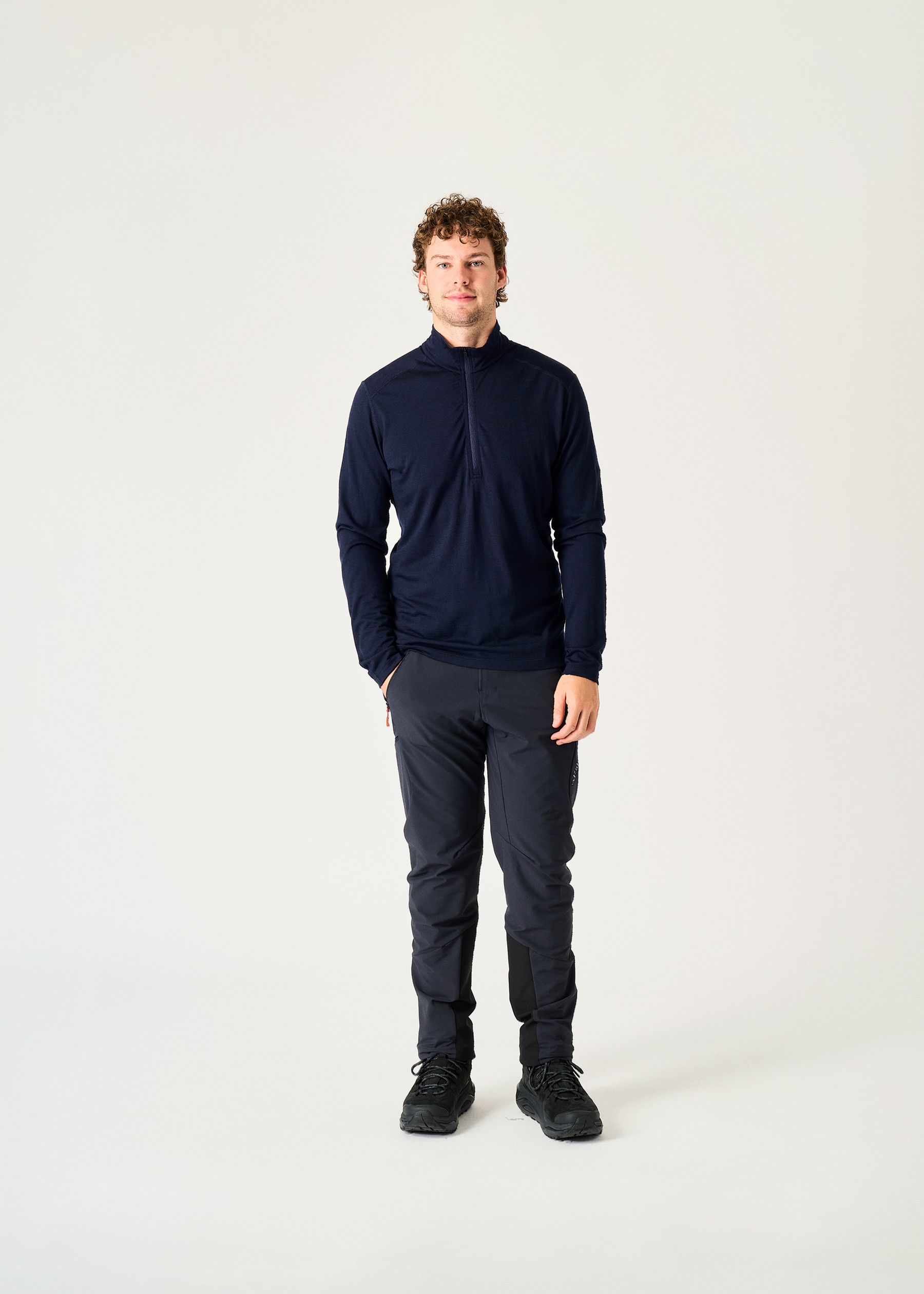 Image - 2 - Bodyfit 200 Oasis Long Sleeved Half Zip