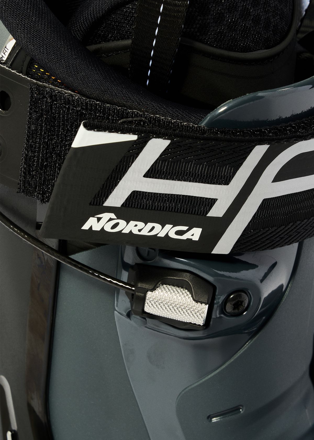 Step In & Out Monolock Buckle