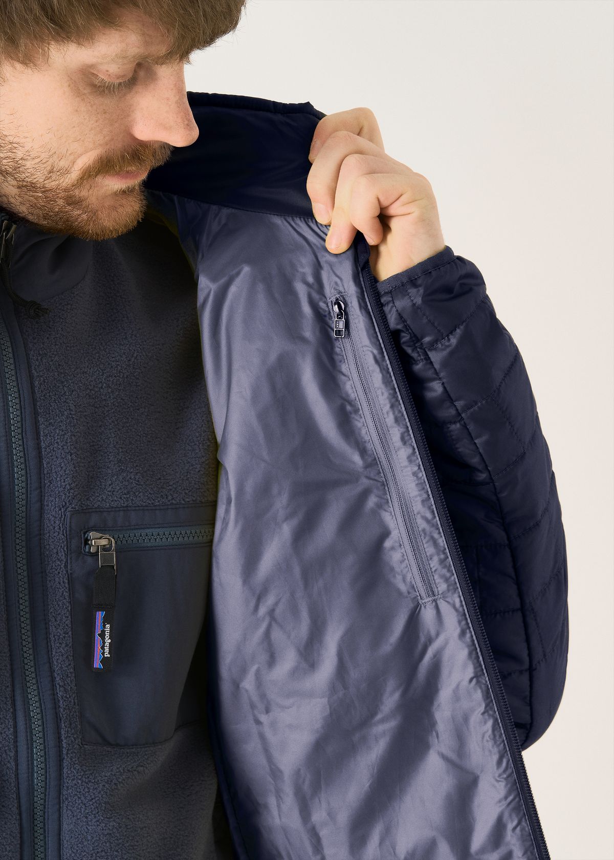  Internal chest pocket 