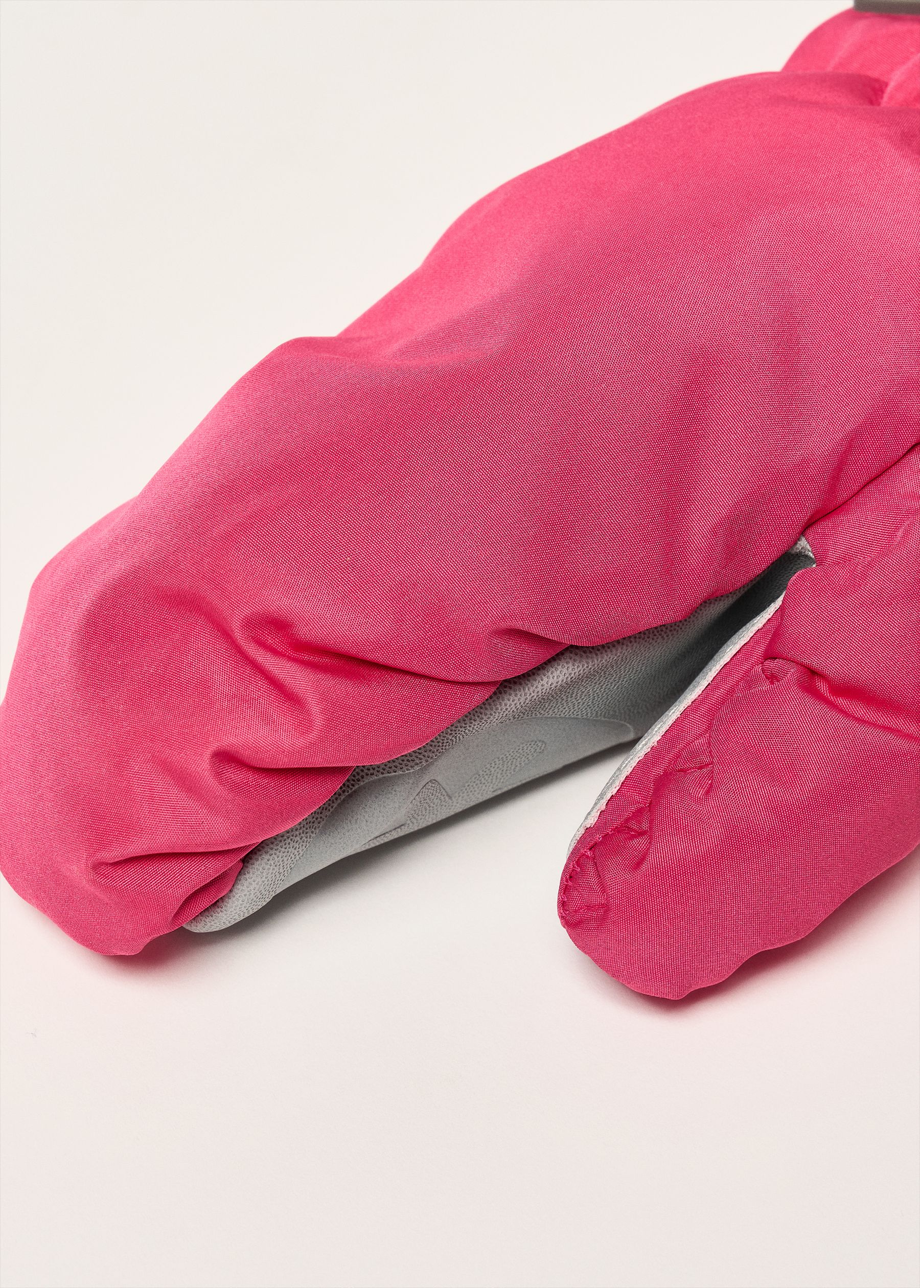 Image - 2 - Nylon Mittens