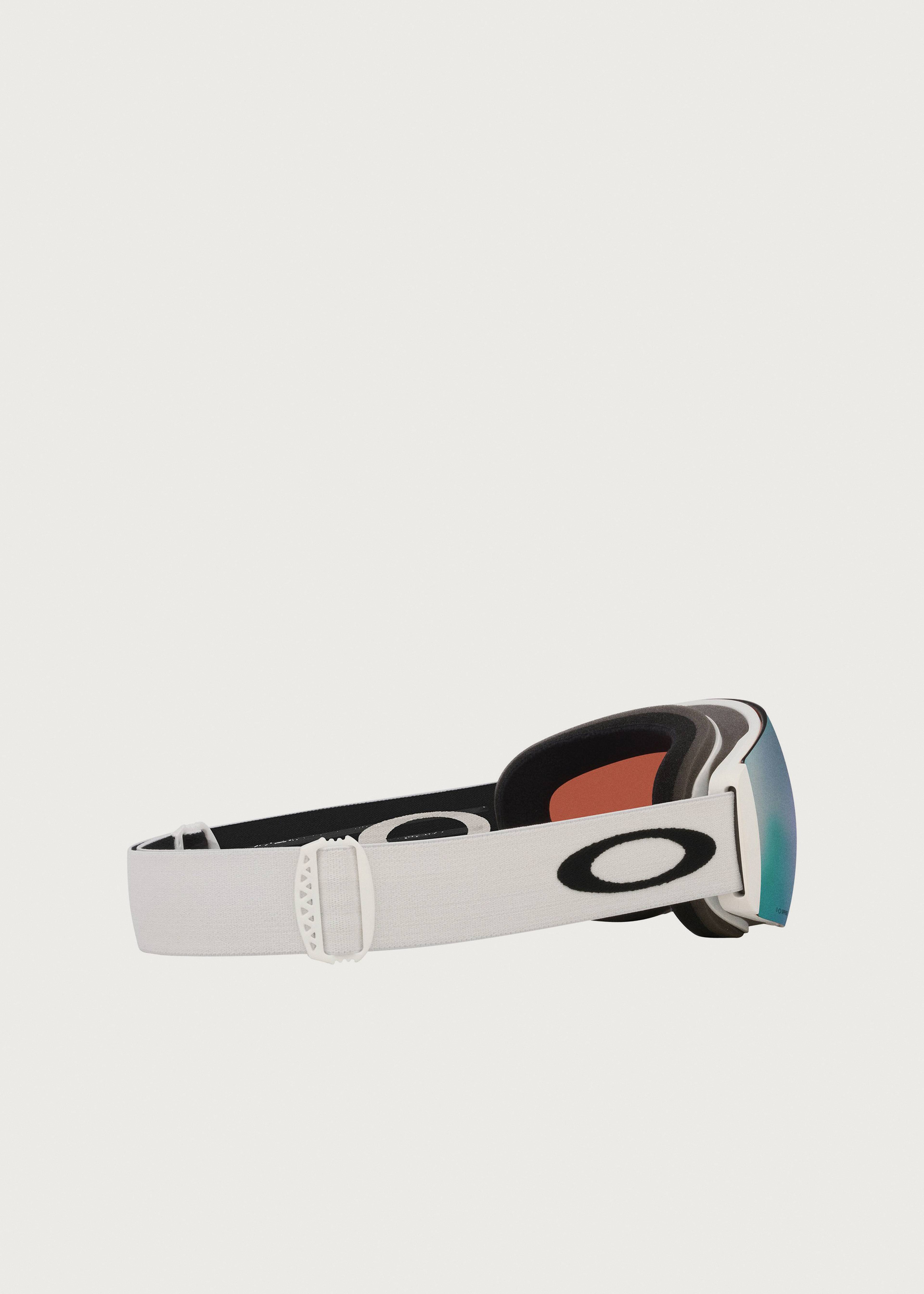 Oakley Flight Deck Pro M Matte White / Prizm Sapphire Iridium Goggles