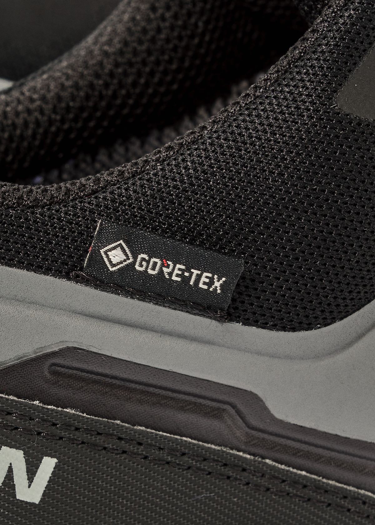 GORE-TEX waterproof protection