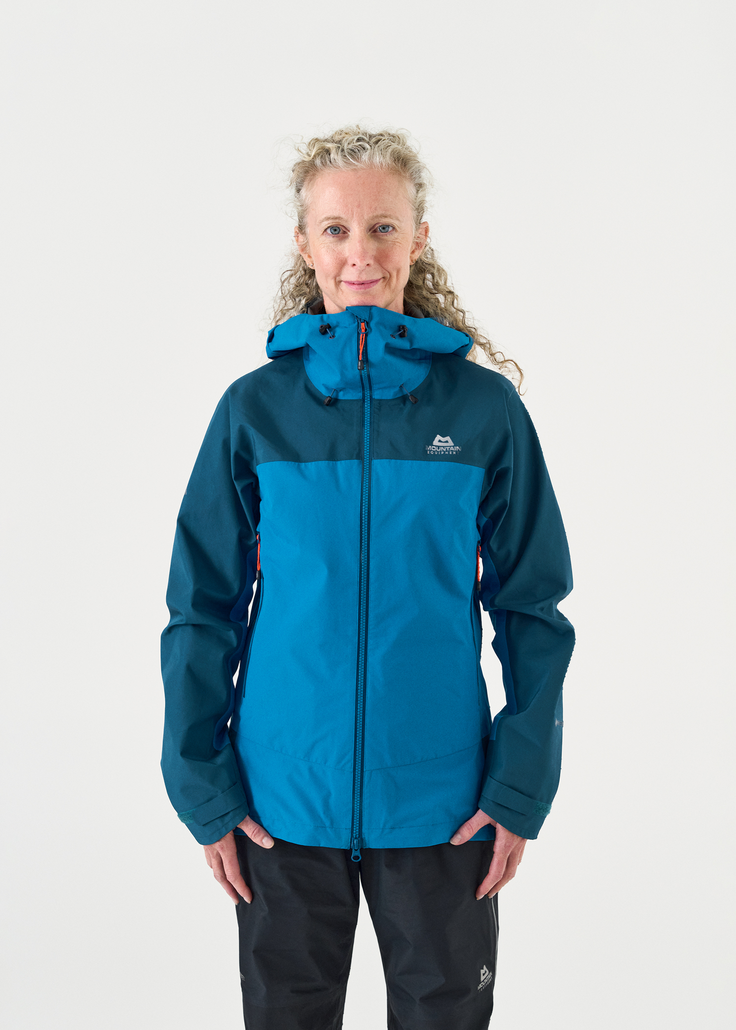 MOUNTAIN EQUIPMENT - MOUNTAIN EQUIPMENT WOMEN’S xs 新品未使用 228860940_model_ellisbrigham_0