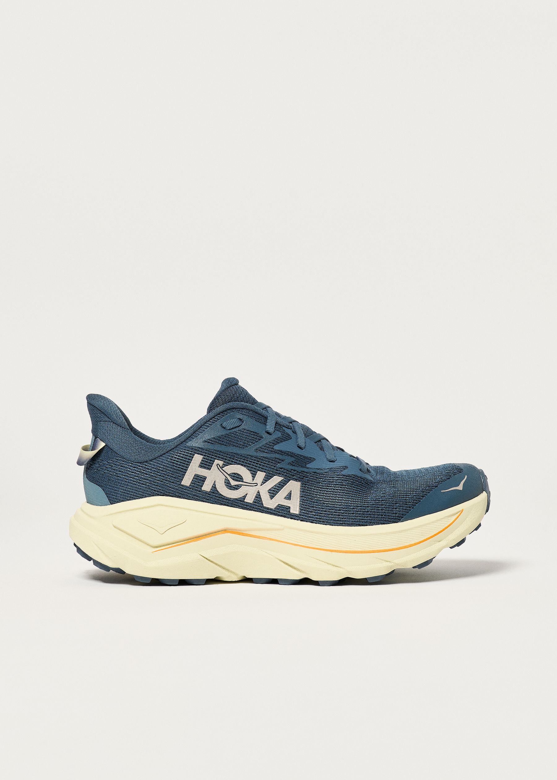 Image - 1 - Challenger 8 Trail Running Shoes