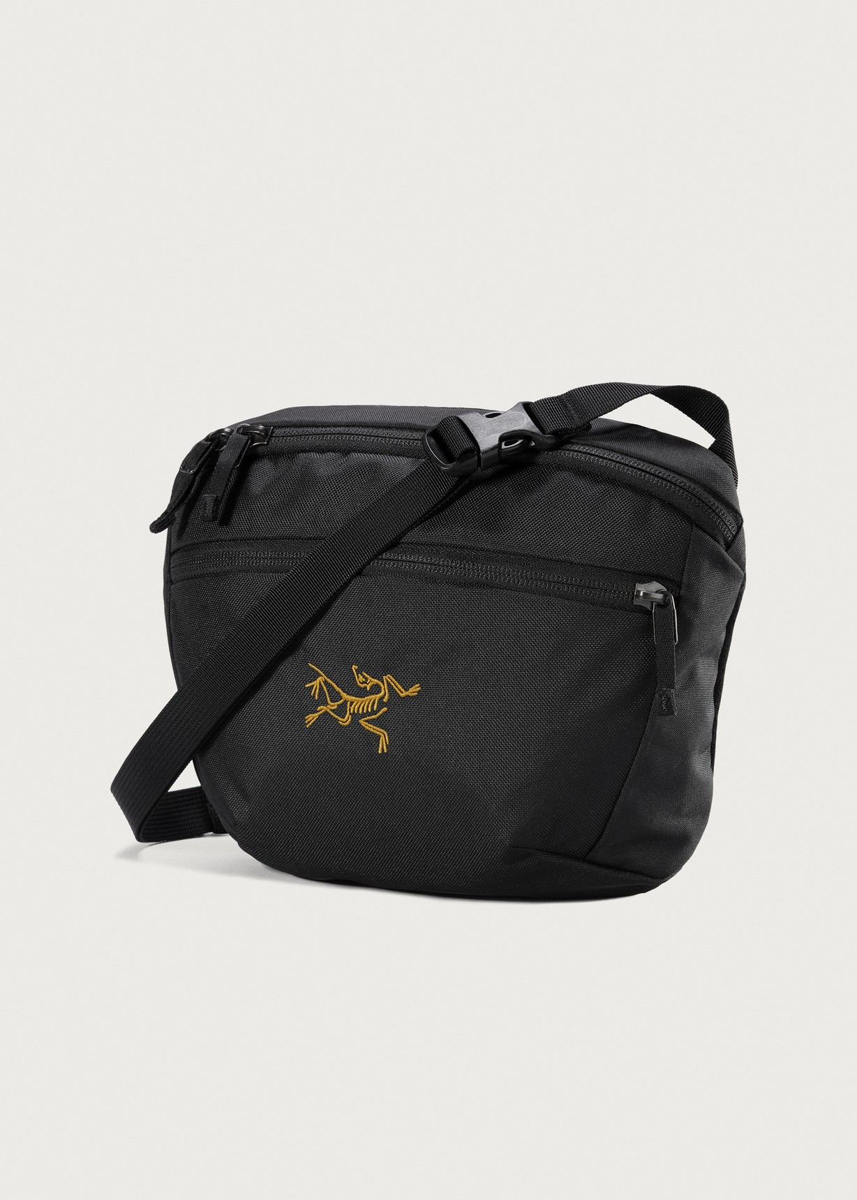 ARC'TERYX アークテリクス  MANTIS 1 WAIST PACK Amazon.com | Arc'teryx Mantis 1 Waistpack | Versatile 15L