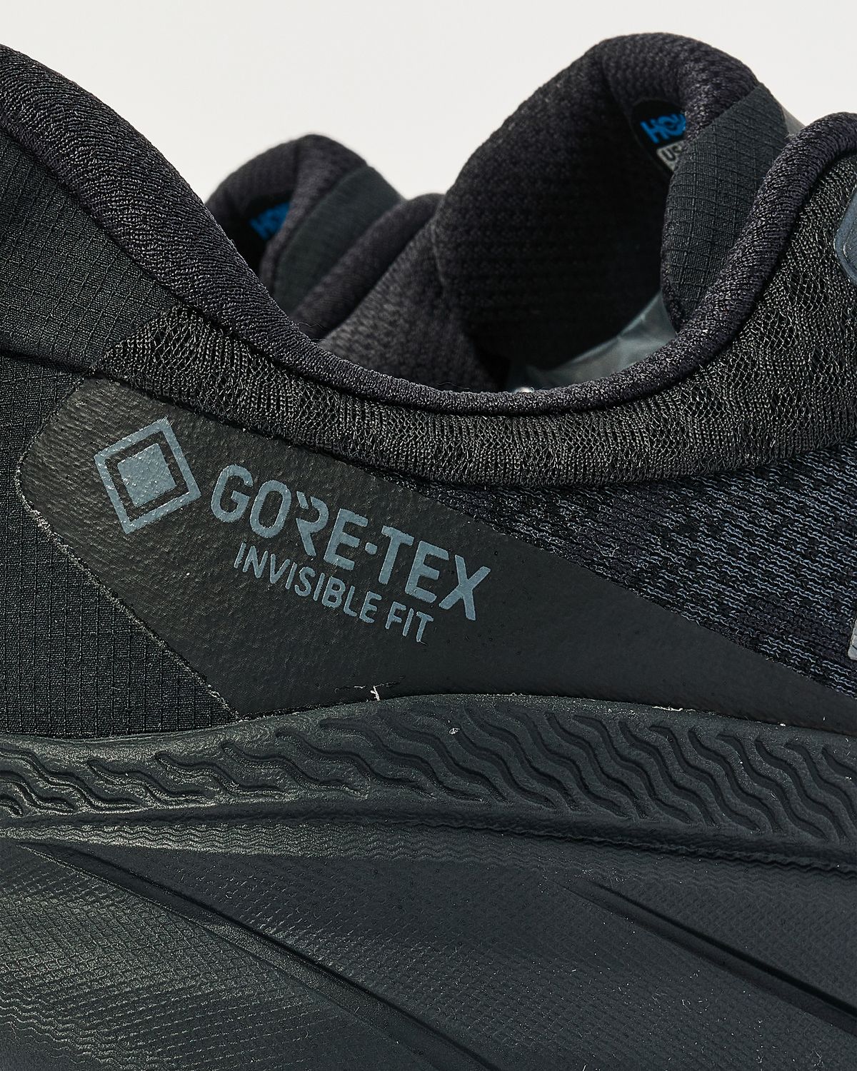GORE-TEX Invisible Fit waterproof protection