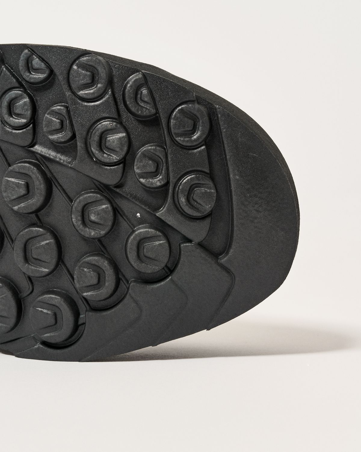 Climbing zone at toe