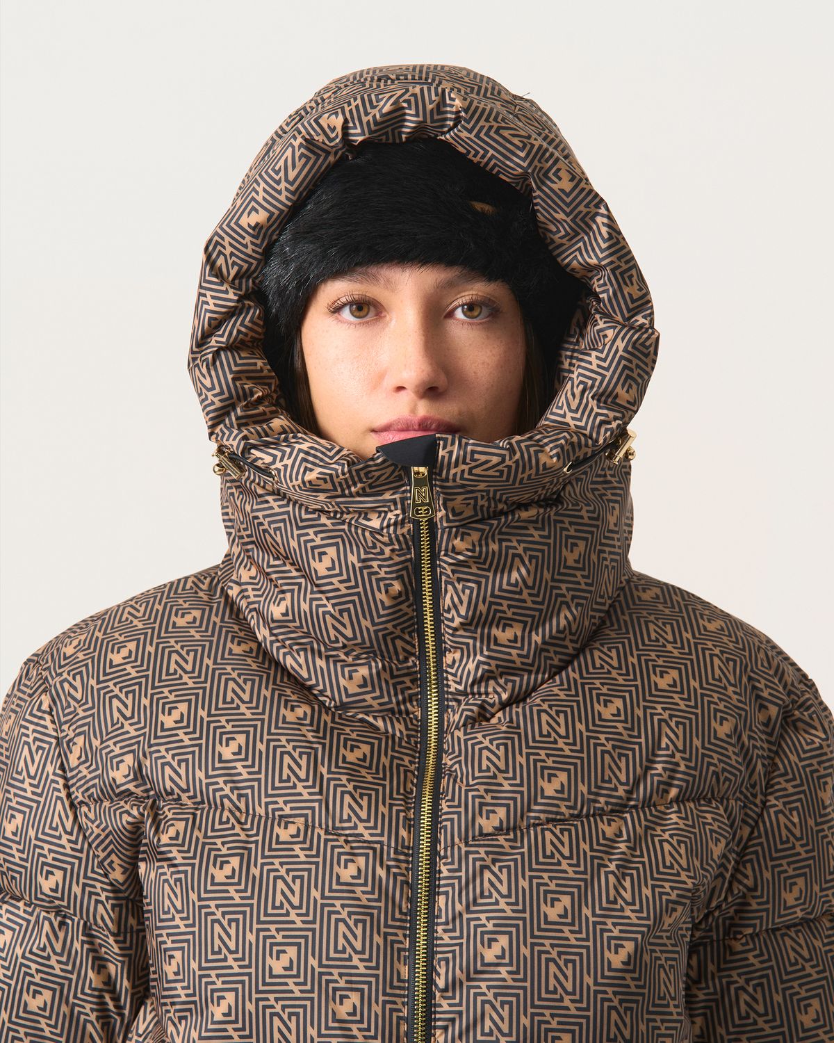 Oversized insulated hood