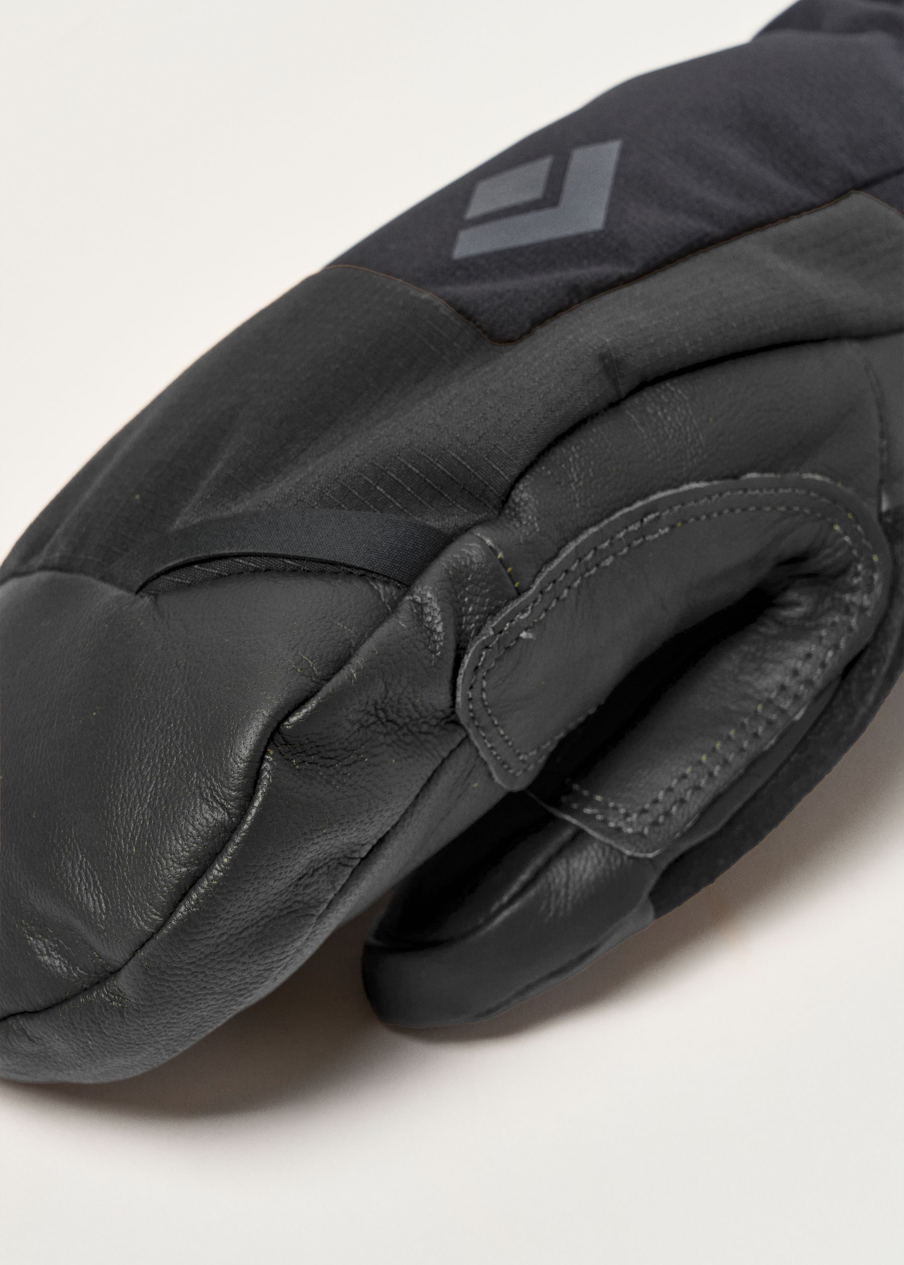 Image - 3 - Mercury Mitt