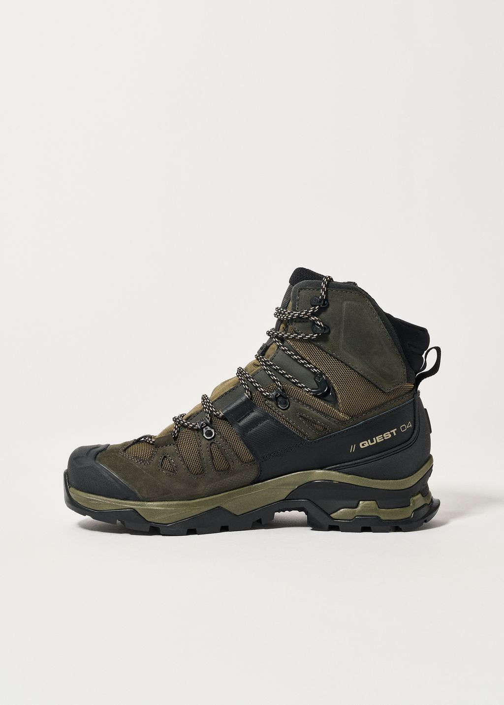 Salomon Quest 4D GORE-TEX Walking Boots