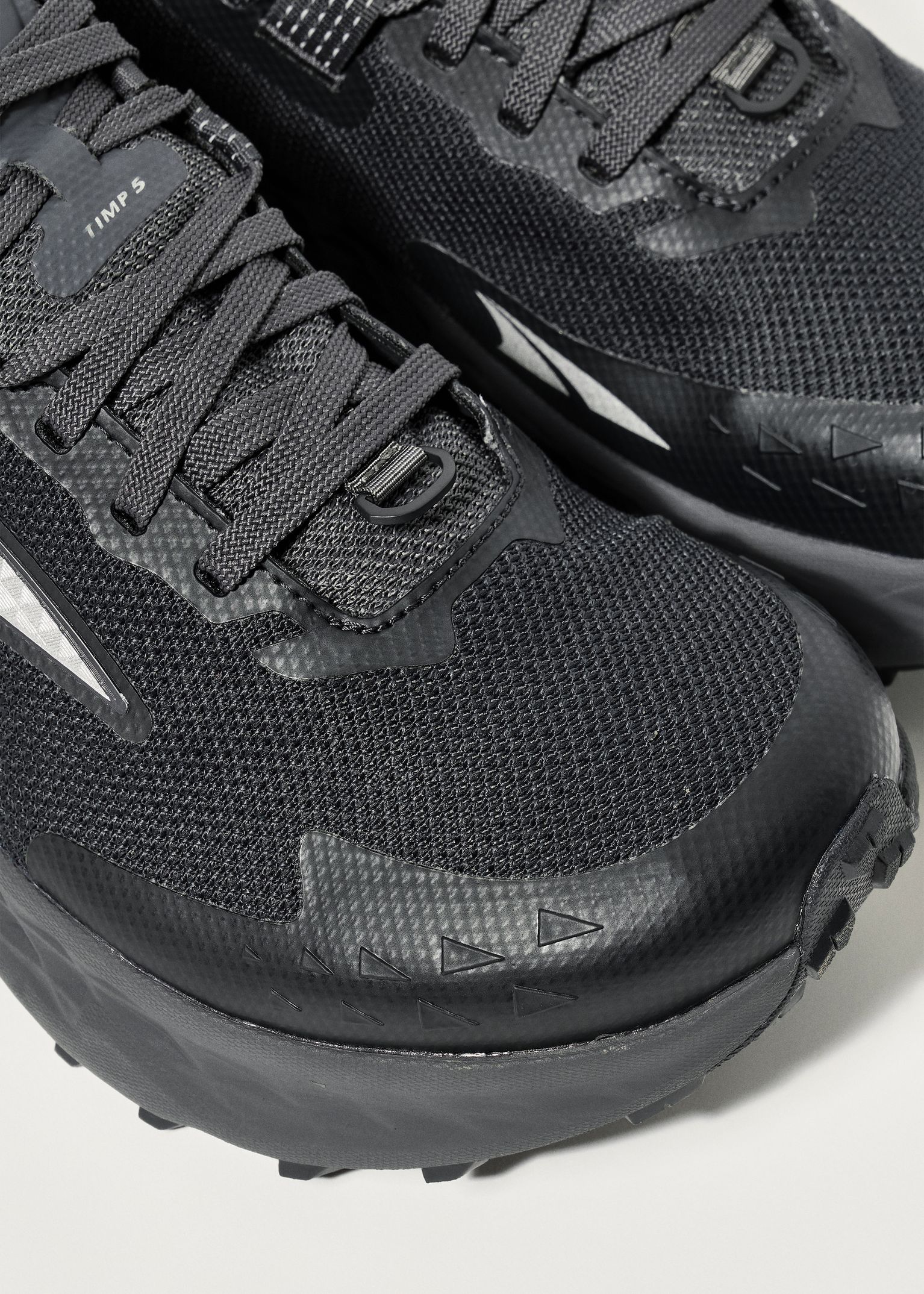 Roomy toe box 