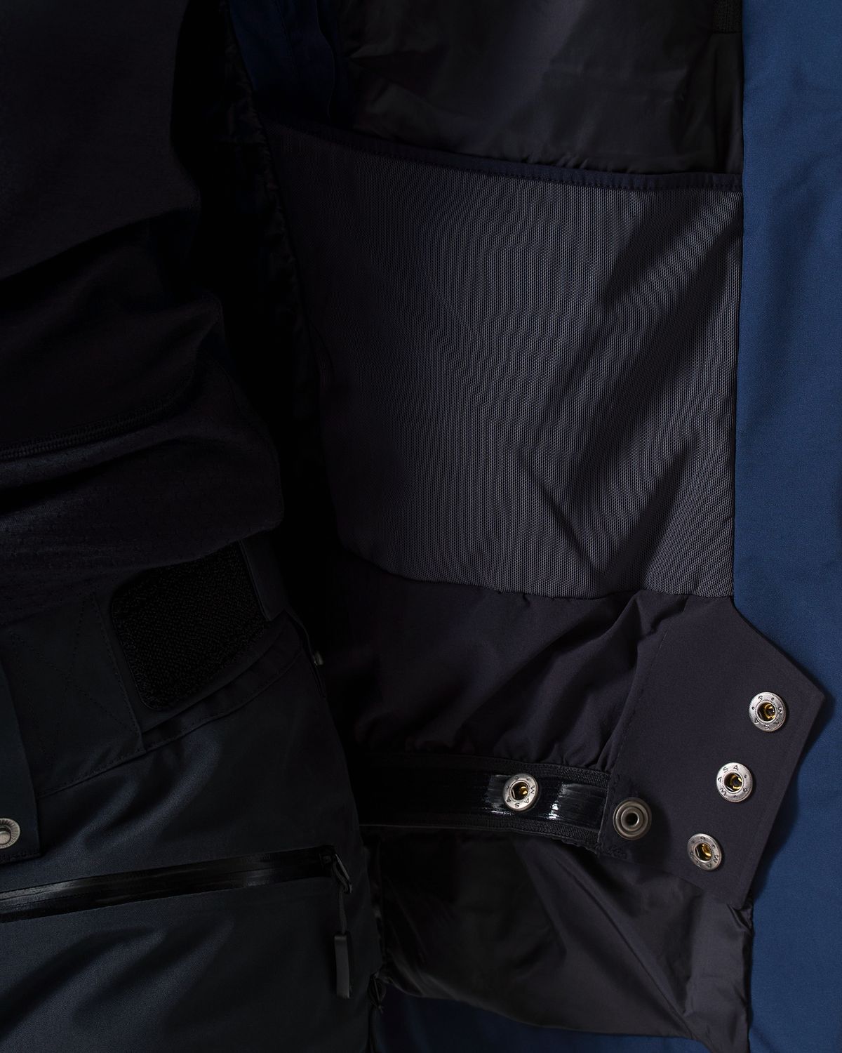 Snap-Back Snow Skirt