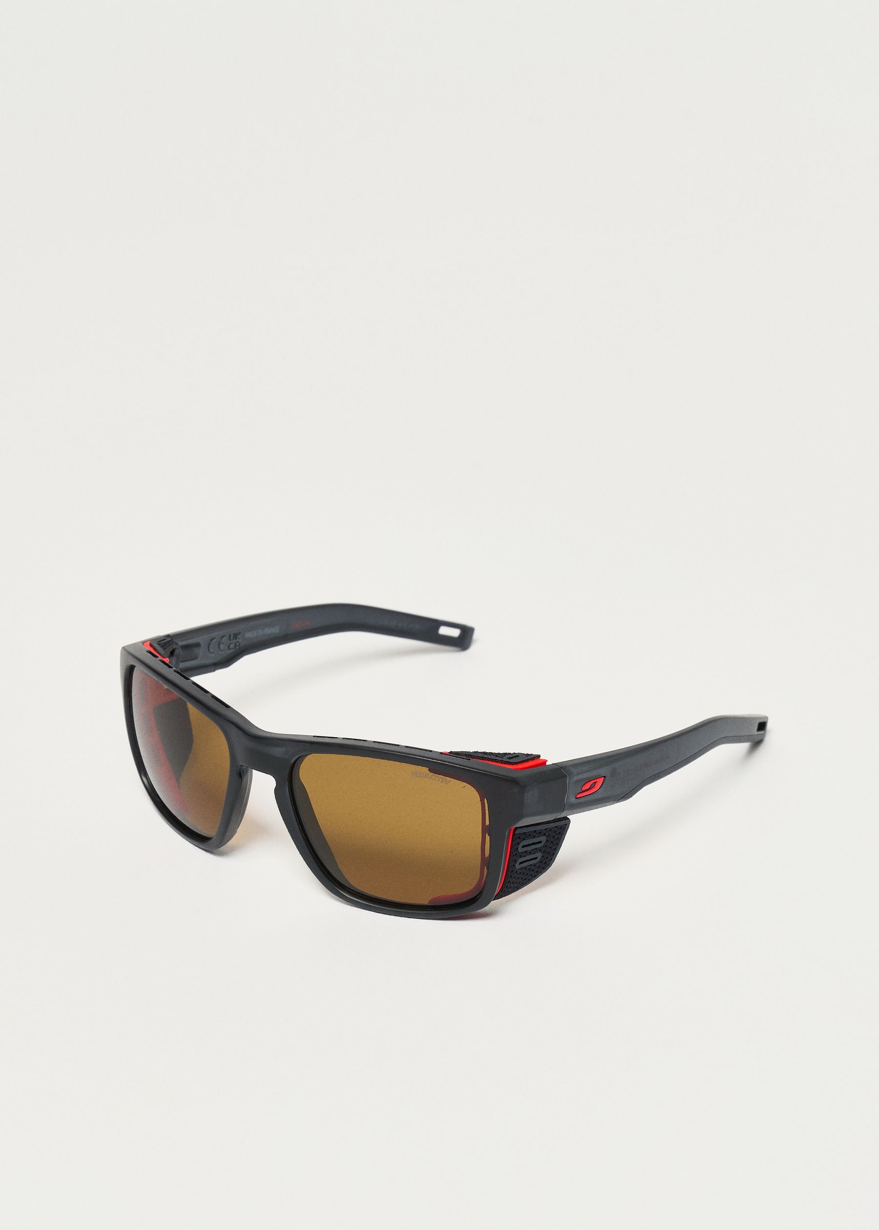 Image - 1 - Shield M Reactiv Polarised 2-4 Sunglasses