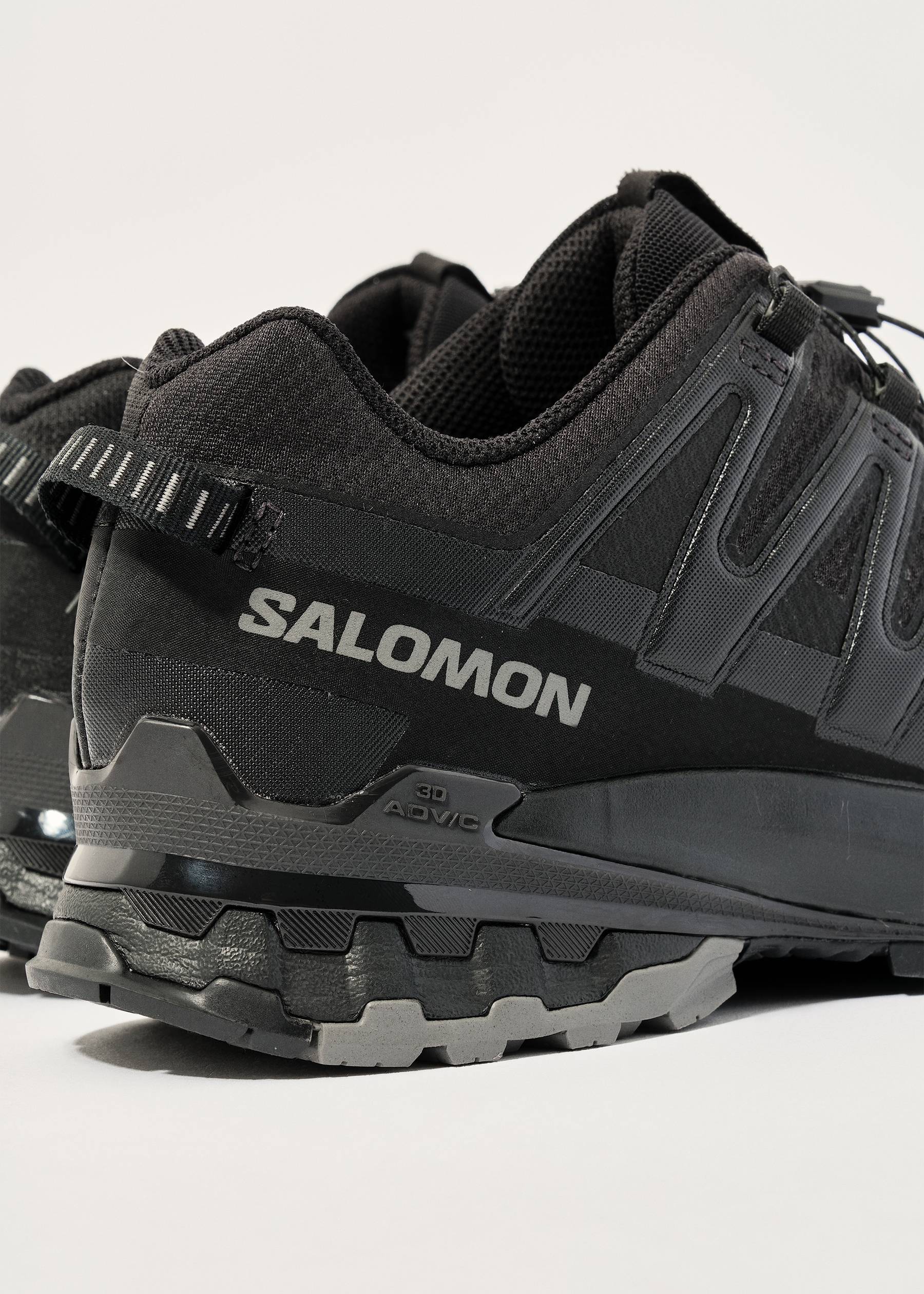 Salomon XA Pro 3D V9 GORE-TEX Walking Shoes