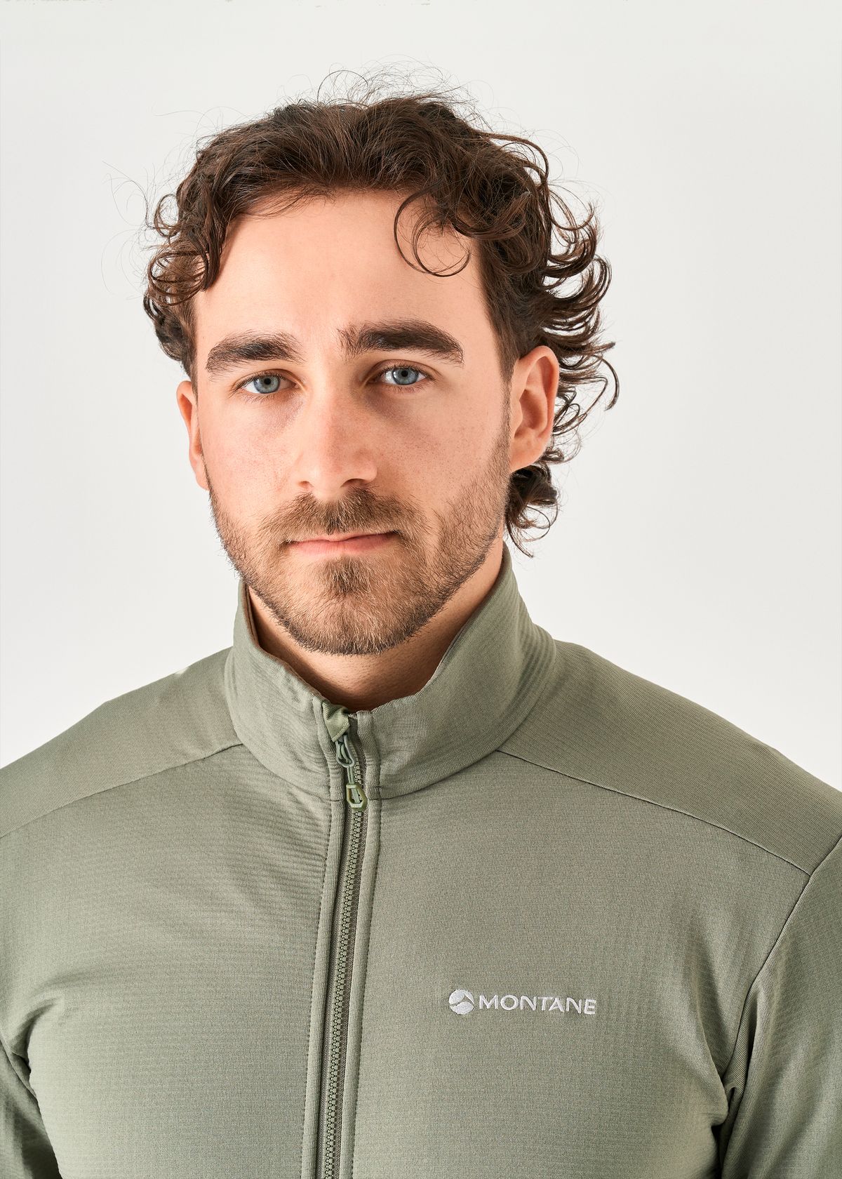 Offset shoulder seams