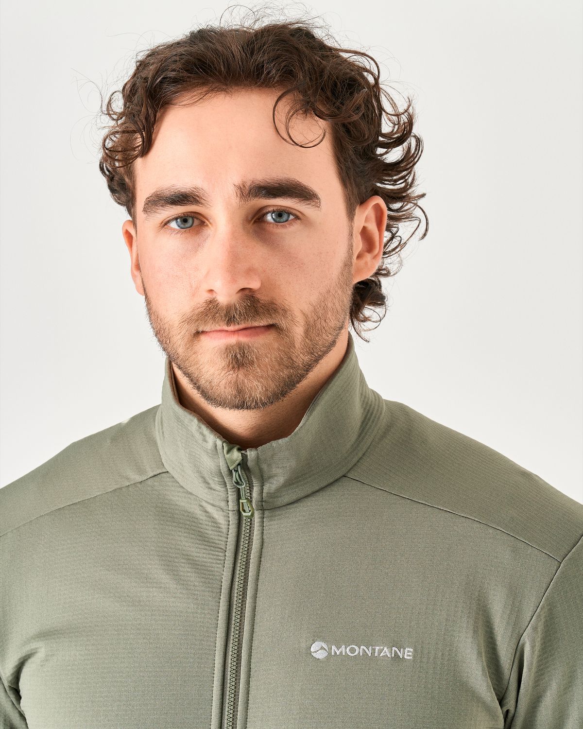 Offset shoulder seams