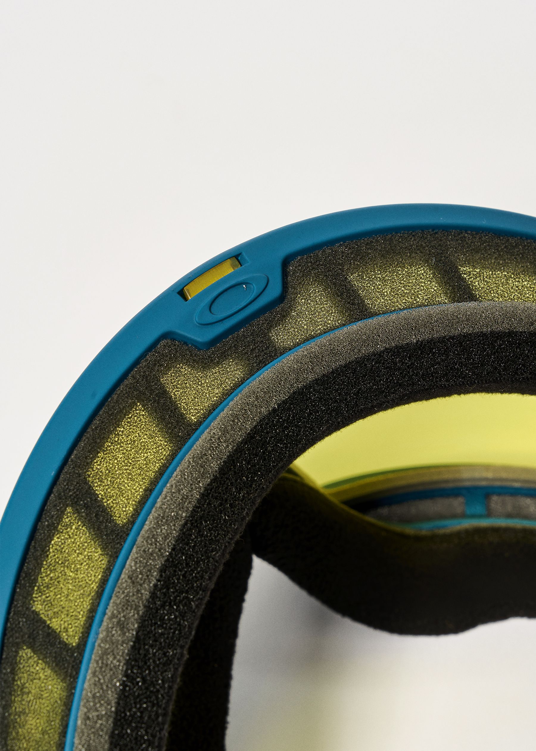 Oakley Target Line L Matte Poseidon / High Intensity Yellow Goggles