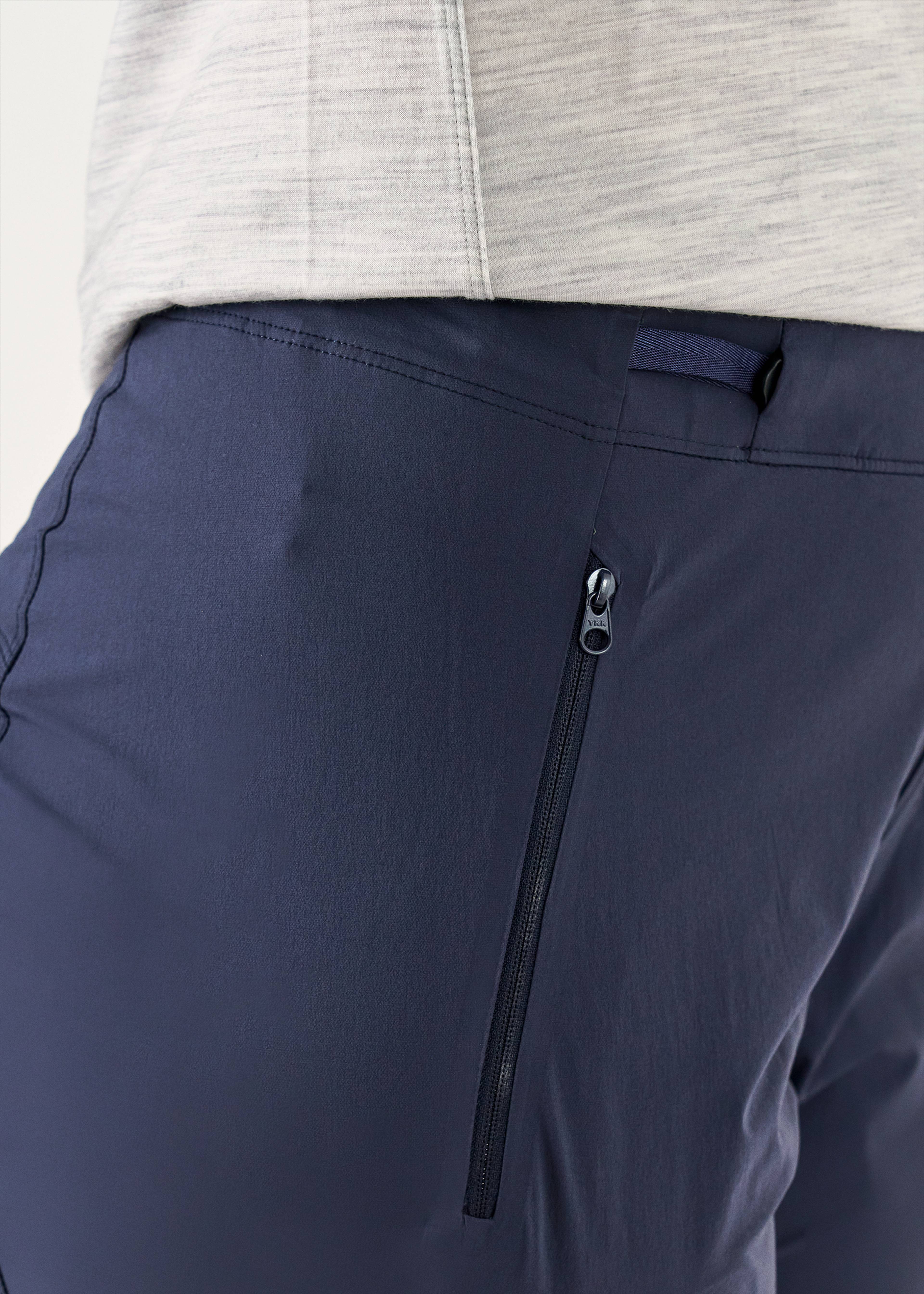 JEU JOUET MINIATURE Ancien Pierre Reconstituée 3 Lits Personnage EUR 24