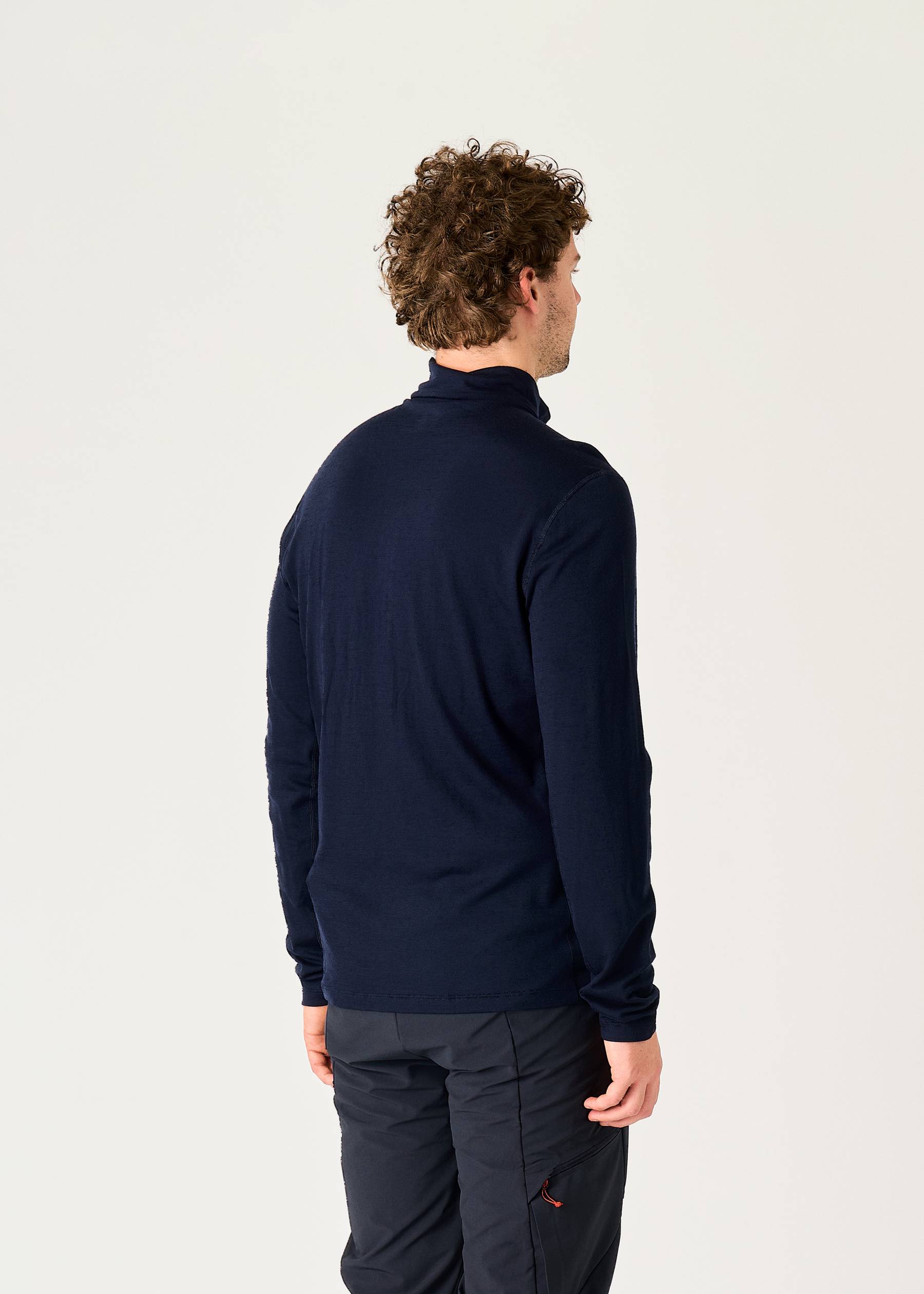 Image - 3 - Bodyfit 200 Oasis Long Sleeved Half Zip