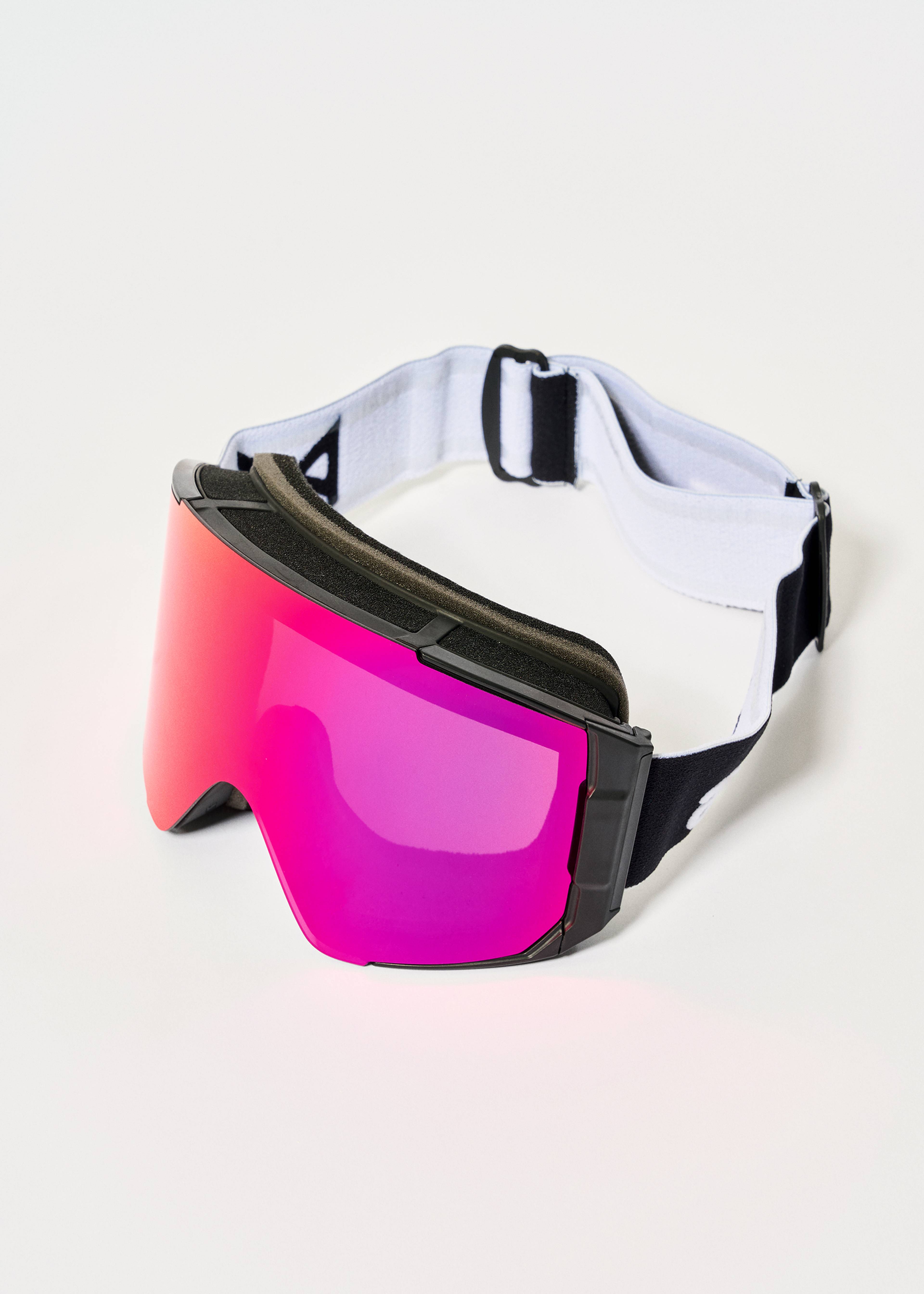 Anon Sync Black / Perceive Sunny Red + Perceive Cloudy Burst Goggles
