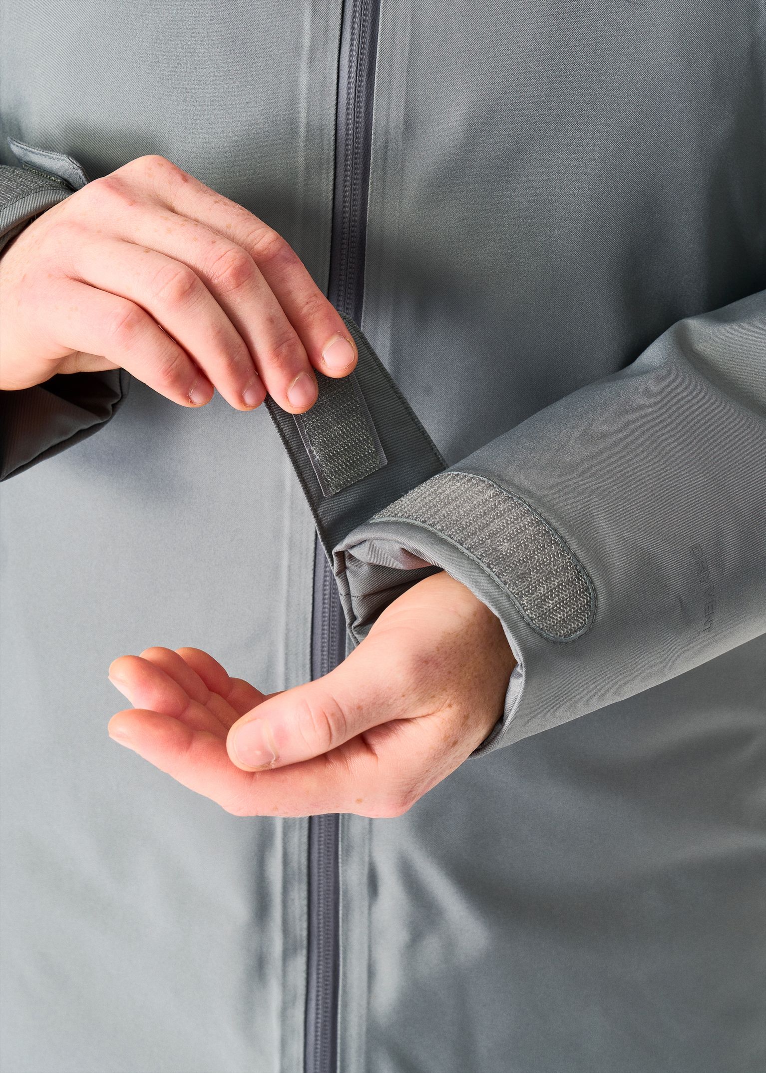 Adjustable cuffs