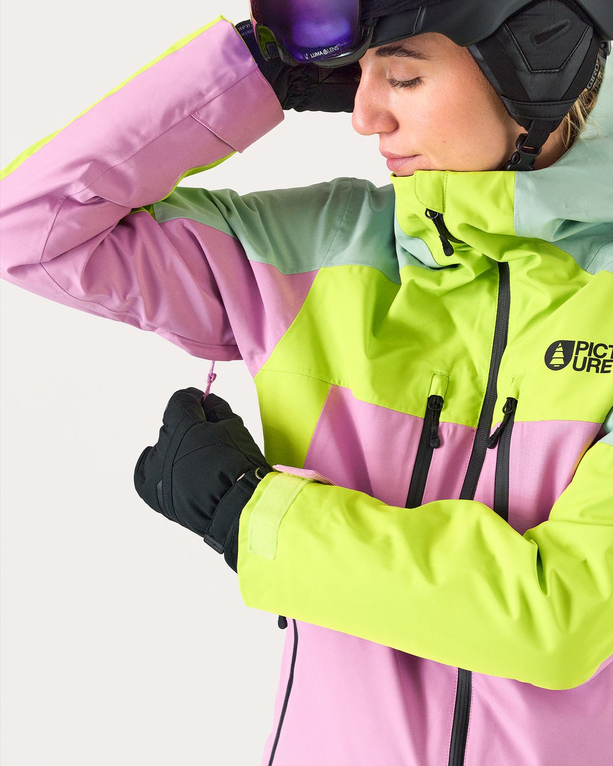 Underarm Venting Zips