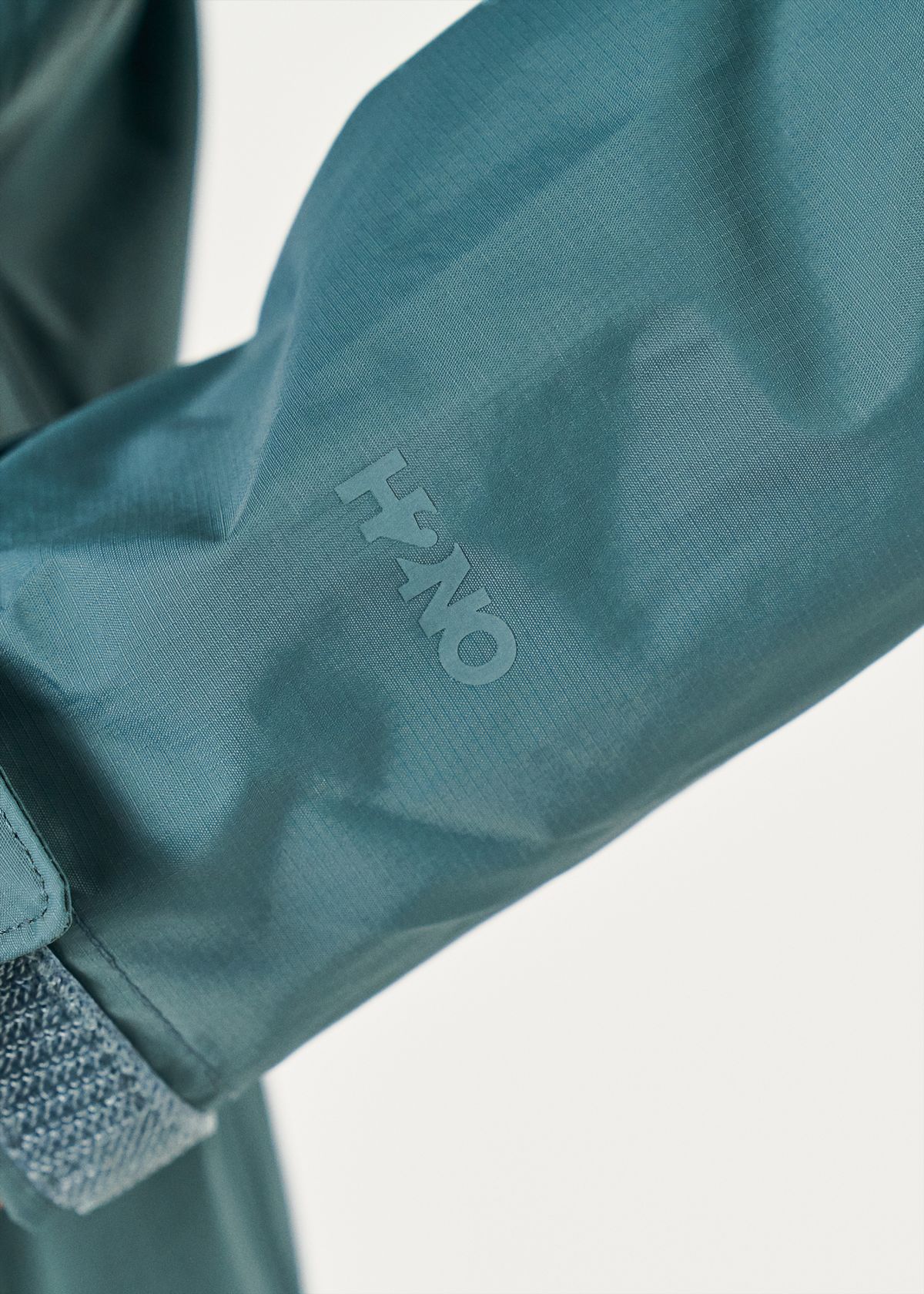 H2No Performance Standard waterproof protection 