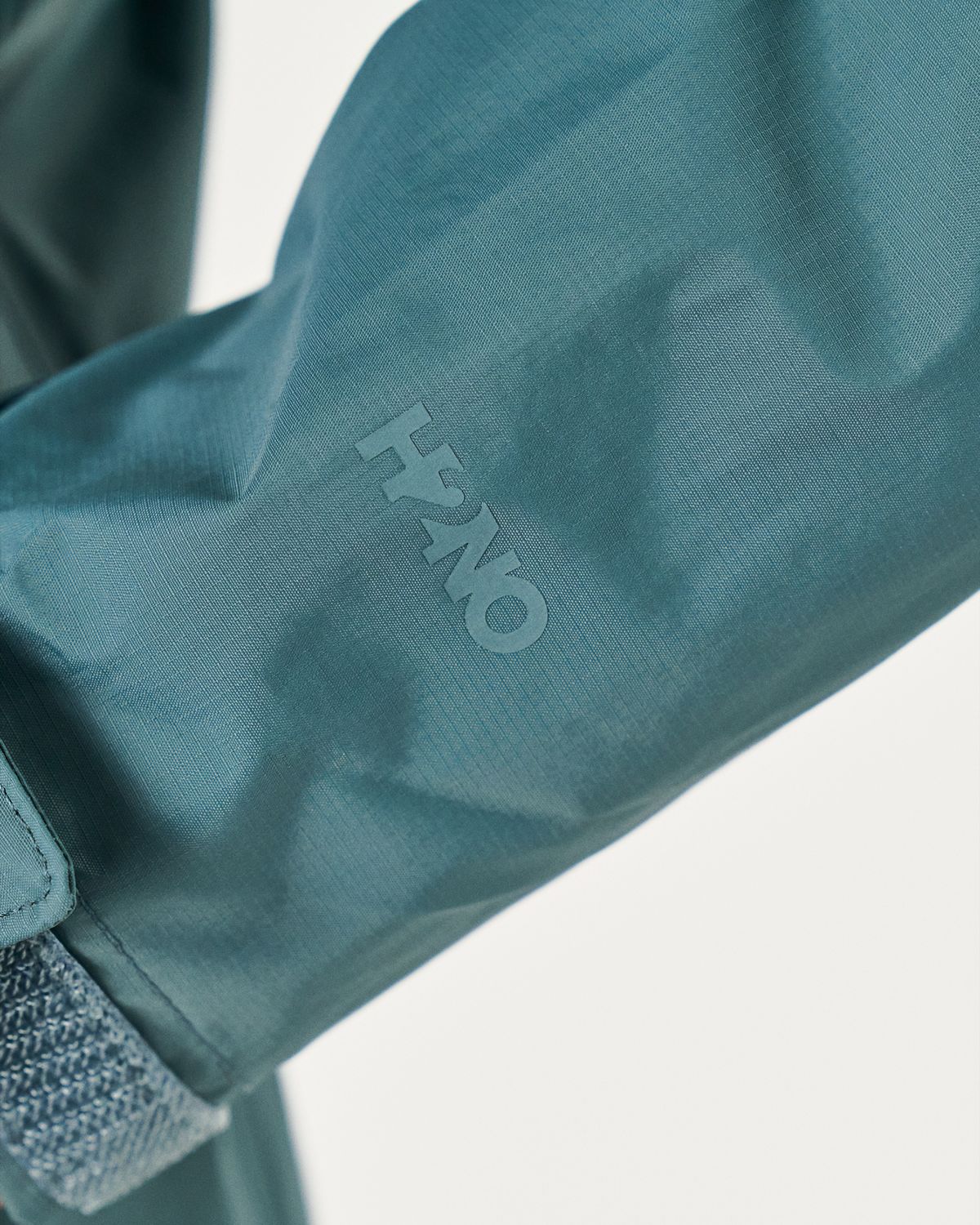 H2No Performance Standard waterproof protection 