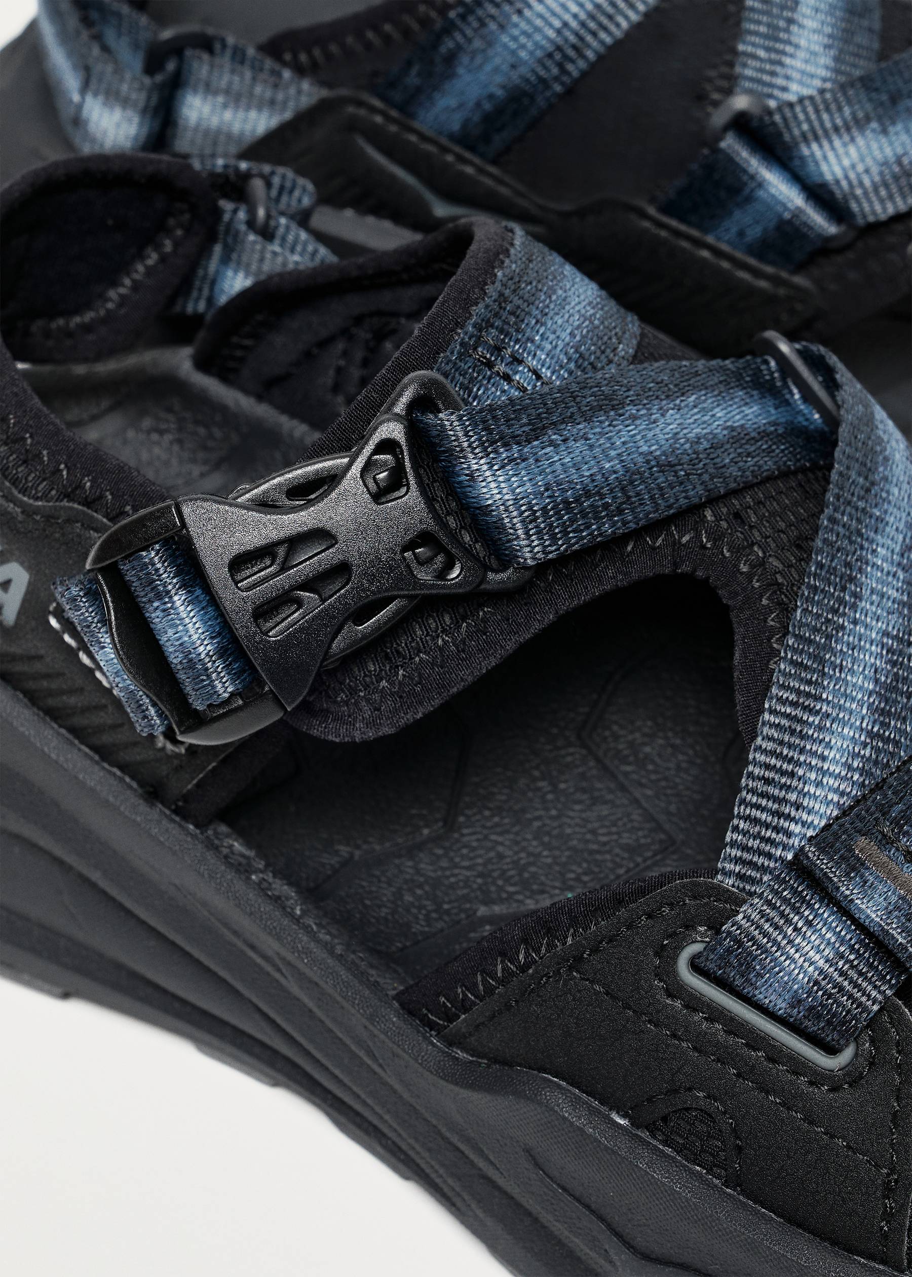 HOKA Infini Hike TC Sandals