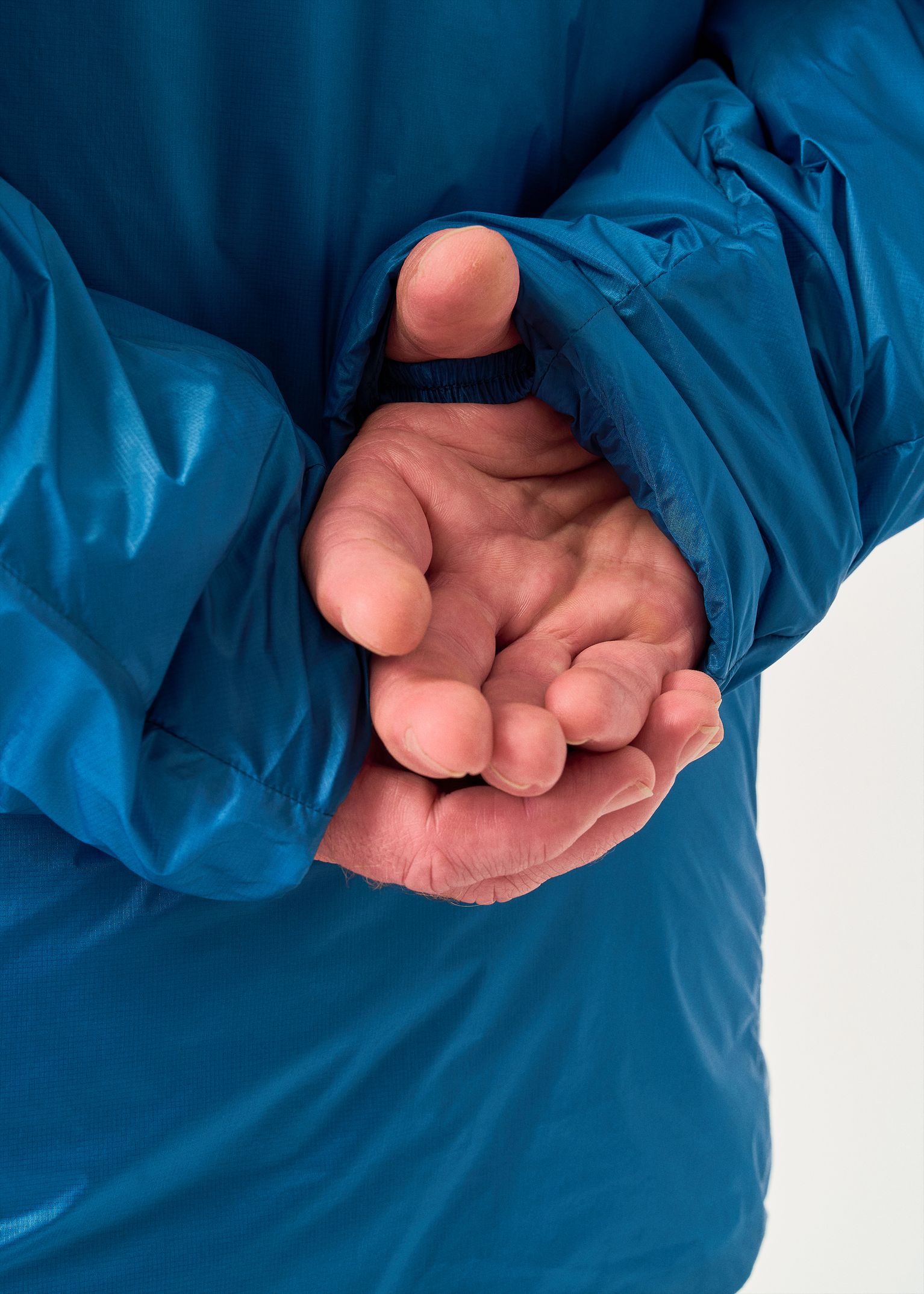  Internal thumb loops 