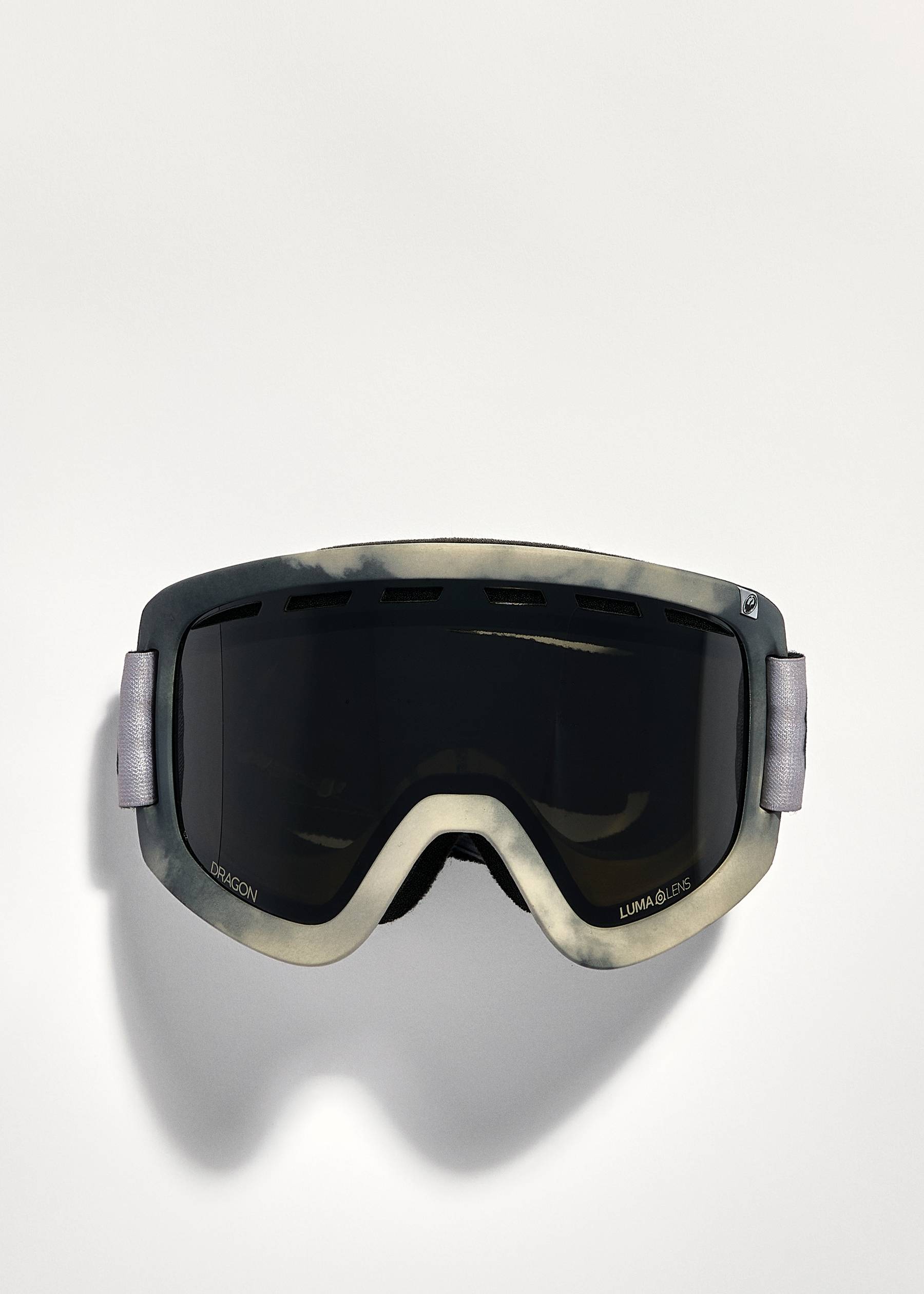 Dragon D1 Kevin Backstrom Signature / Lumalens Dark Smoke Goggles