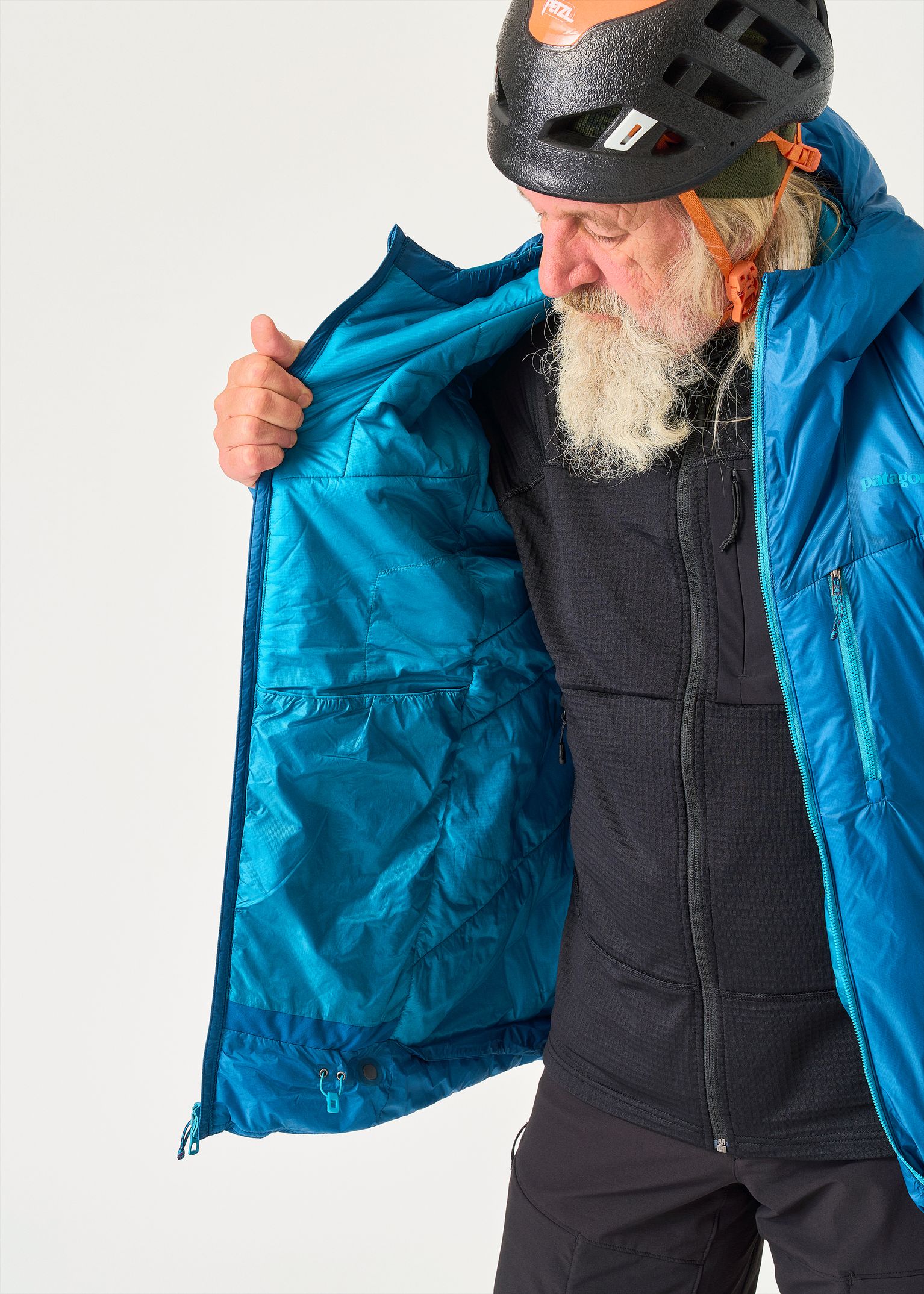  Internal drop pockets 