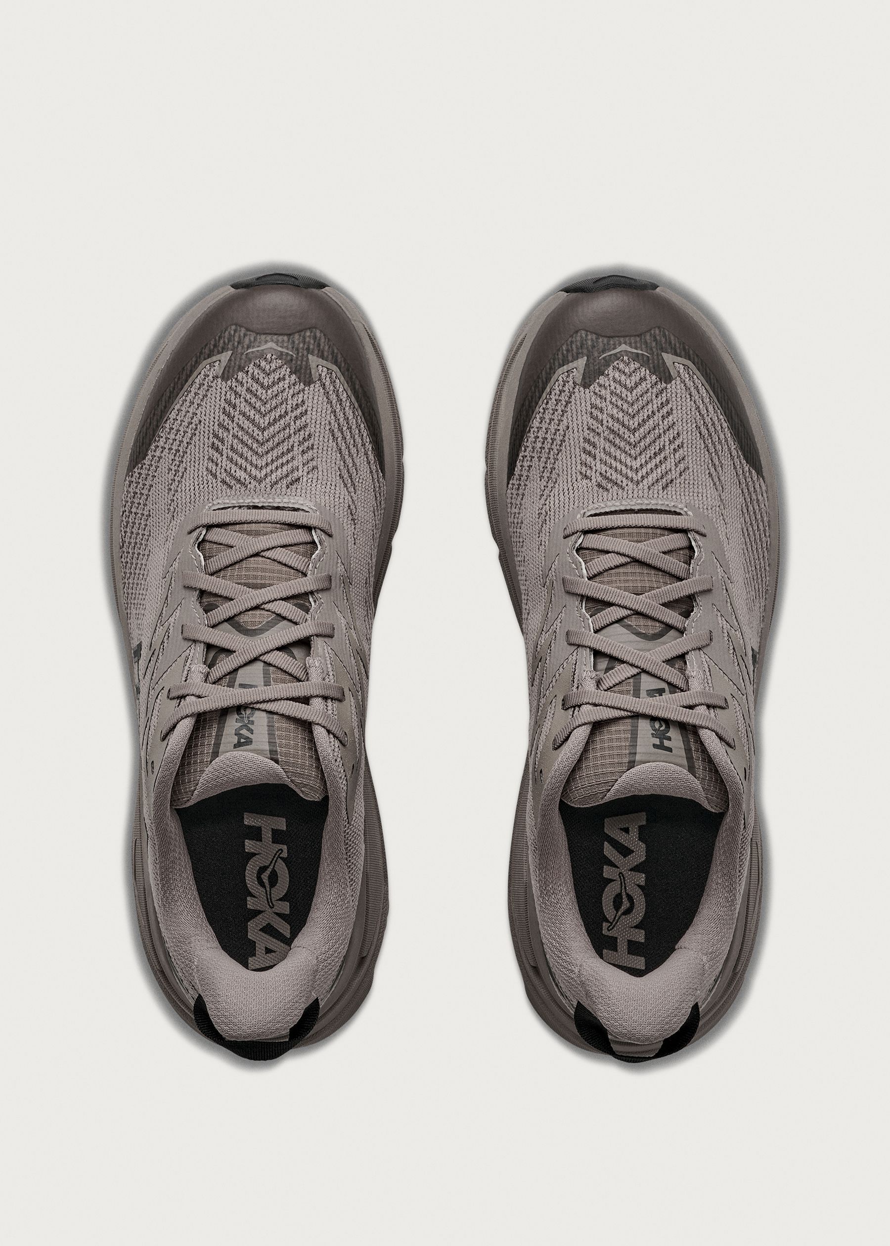 Image - 2 - Challenger 8 GORE-TEX Trail Running Shoes