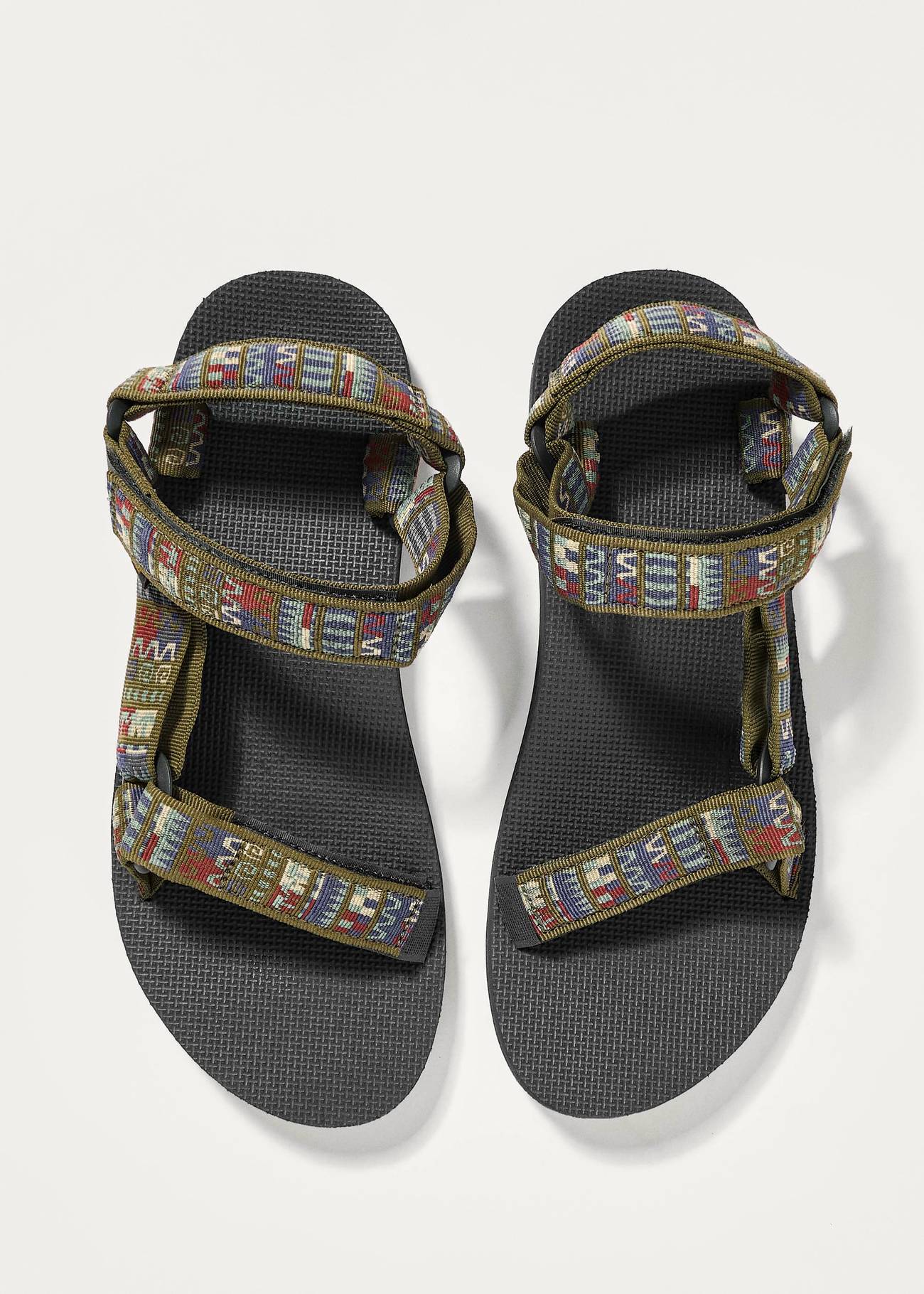 filters:format(jpeg):quality(70)