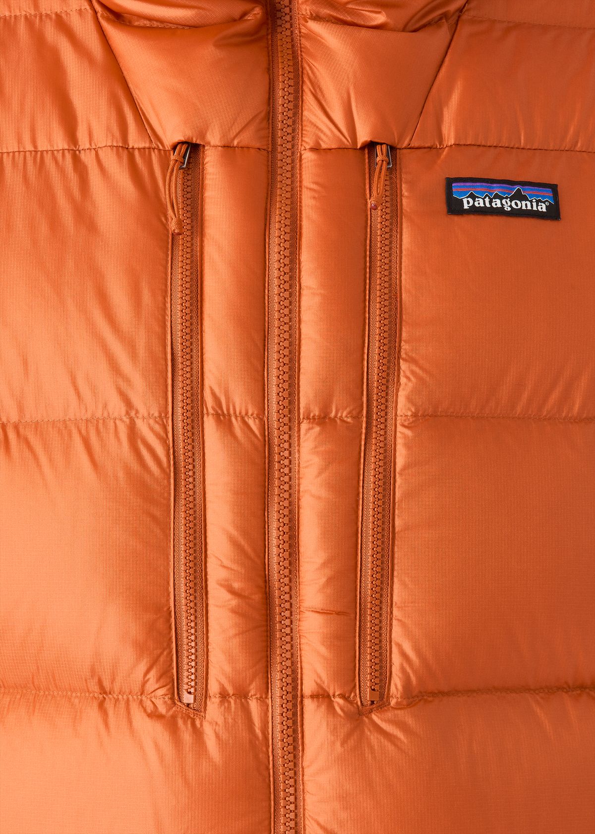  Zipped chest pockets