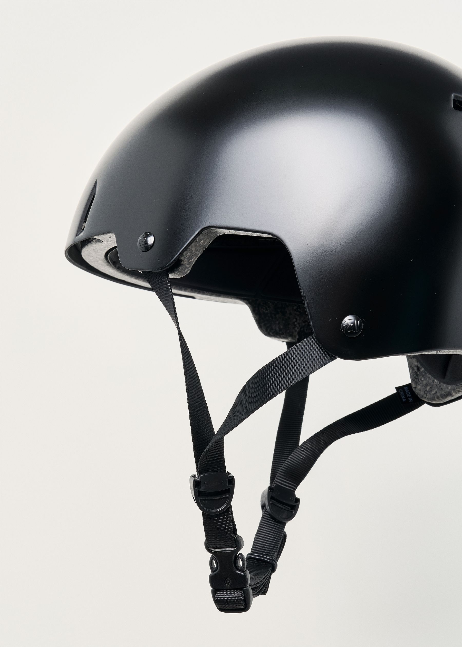 Image - 2 - Icon Brain Bucket