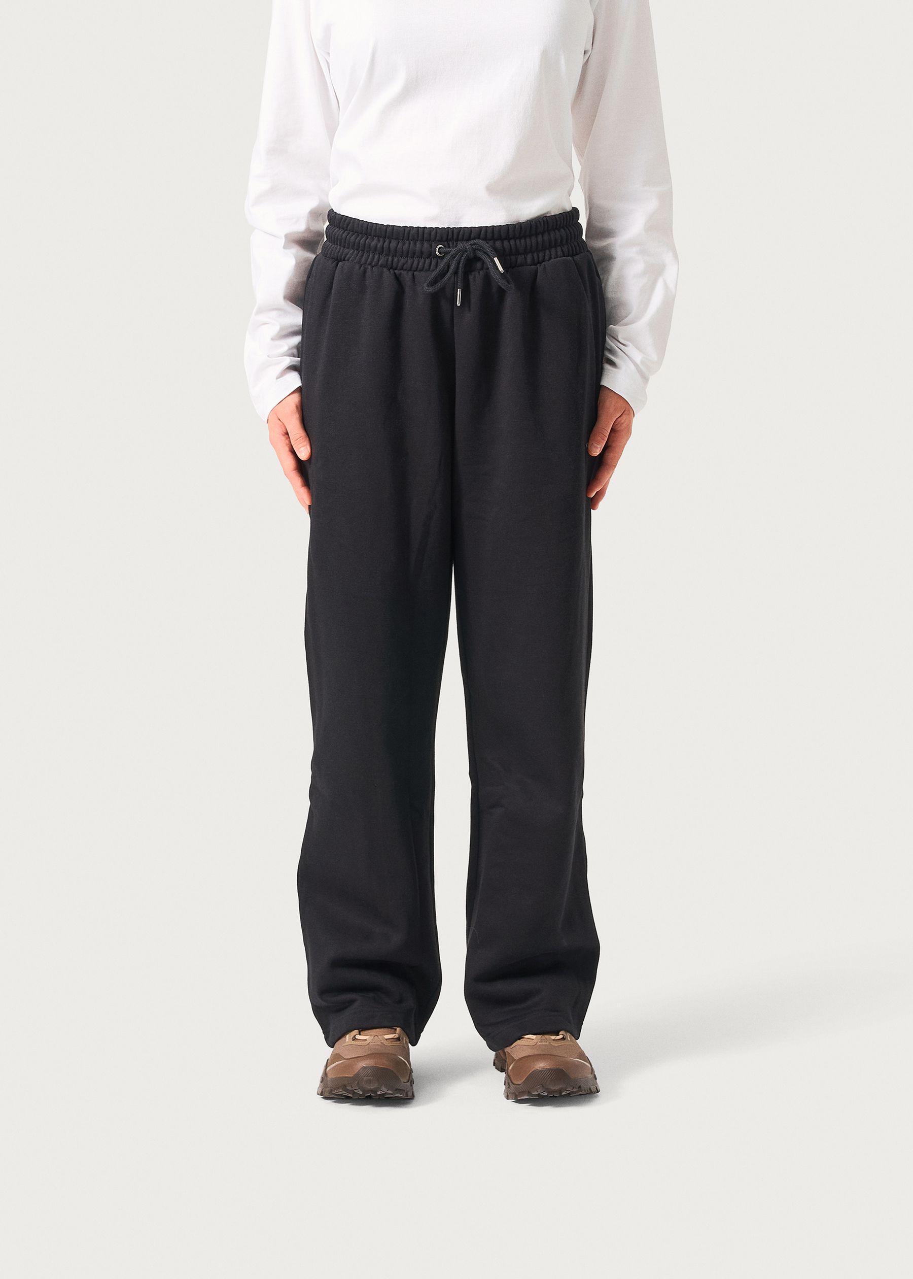 Image - 1 - TNF Essential Simple Dome Straight Leg