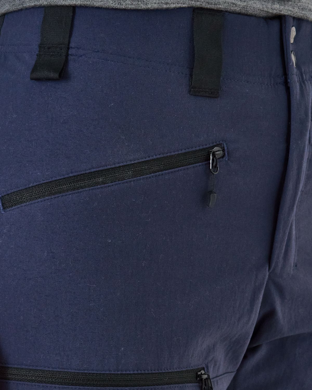 Elasticated waistband with belt loops