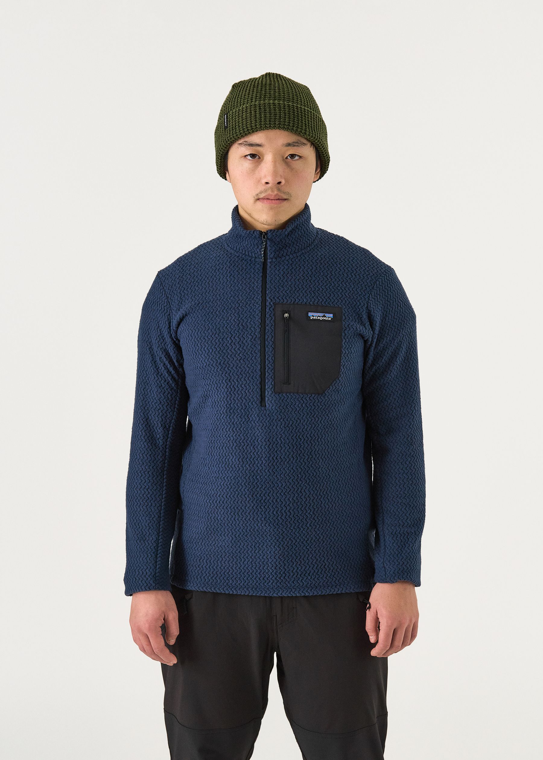 Image - 1 - R1 Air Zip Neck