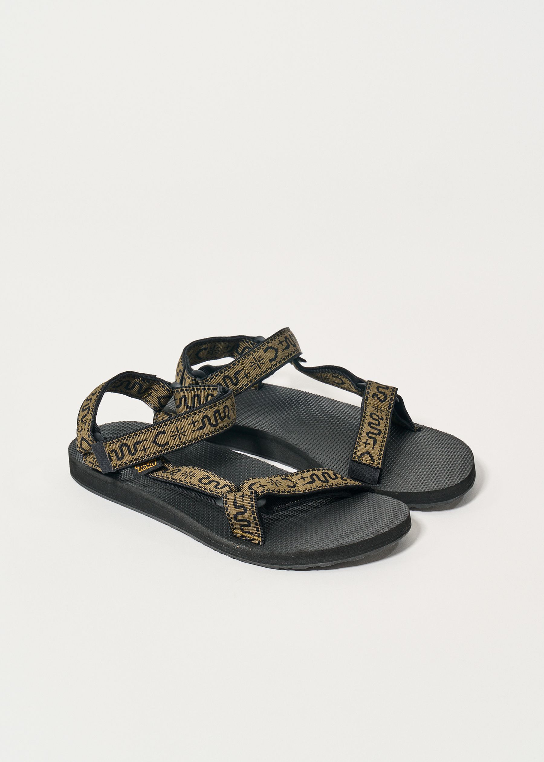 Image - 2 - Original Universal Sandals