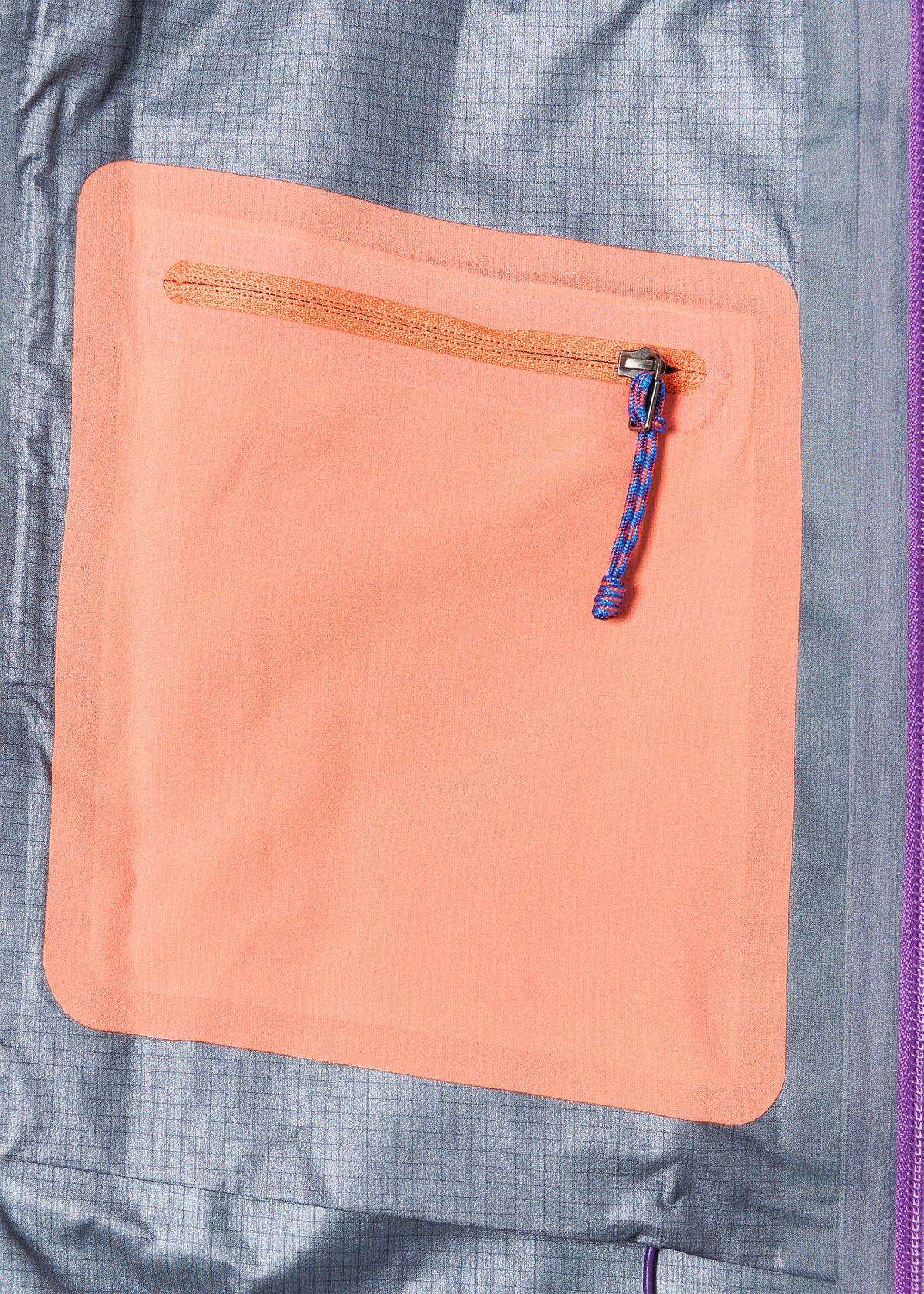 Internal drop pocket