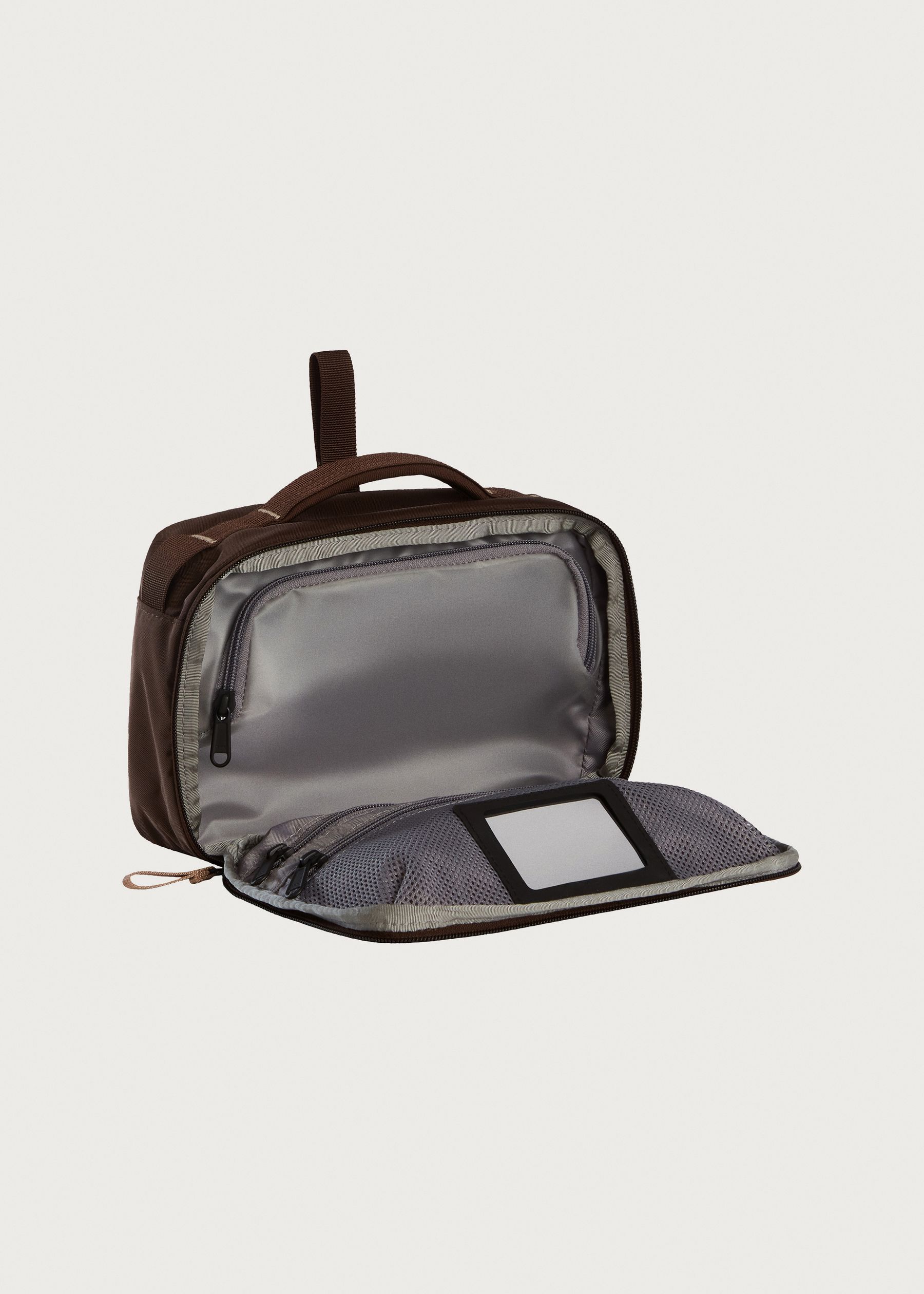 Image - 2 - Base Camp Voyager Toiletry Kit