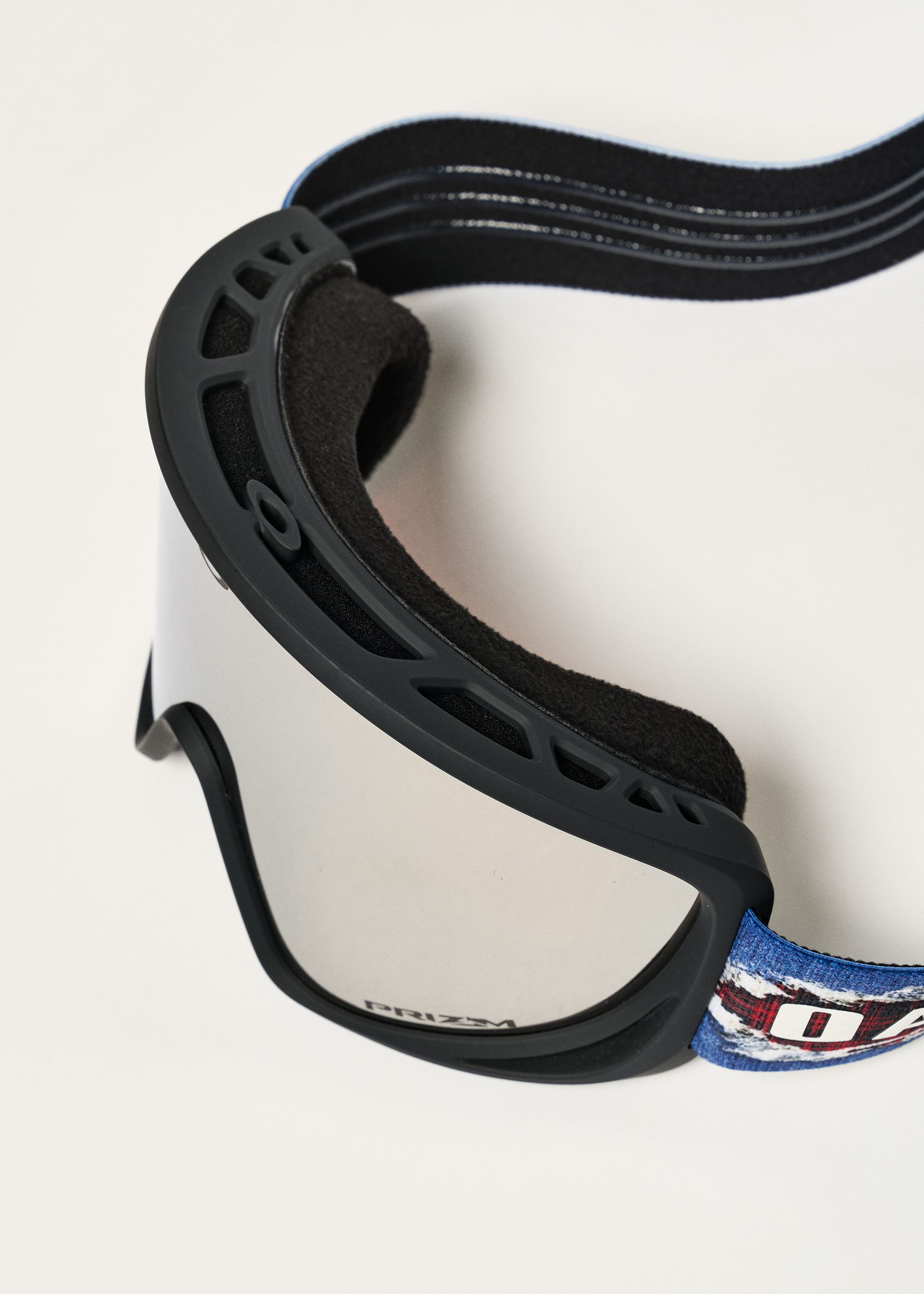 Image - 2 - Mont Scape L Mia Brookes / Prizm Black Iridium Goggles