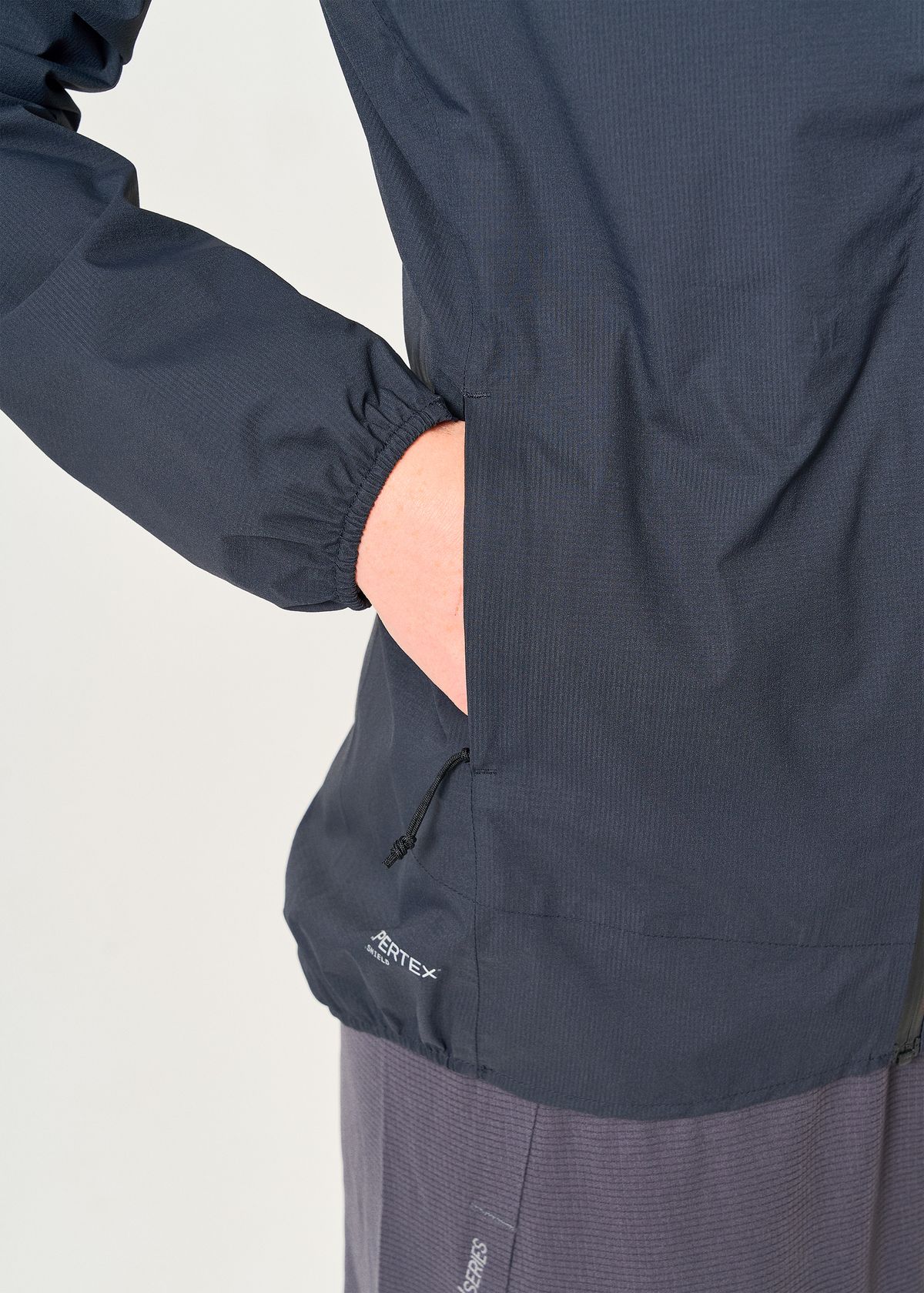 Zipped side pocket